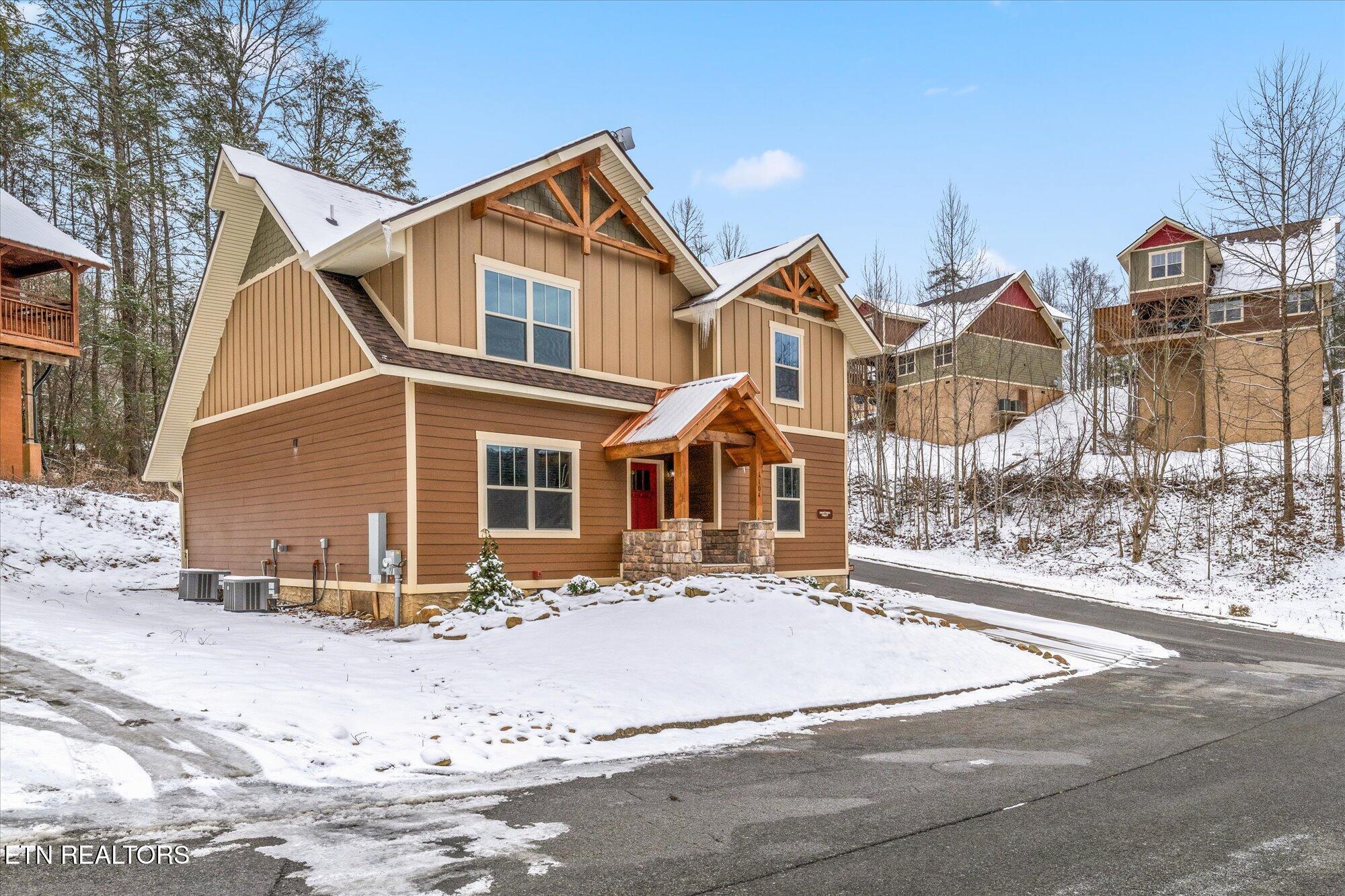 1104 Anastasia Way Gatlinburg TN 37738