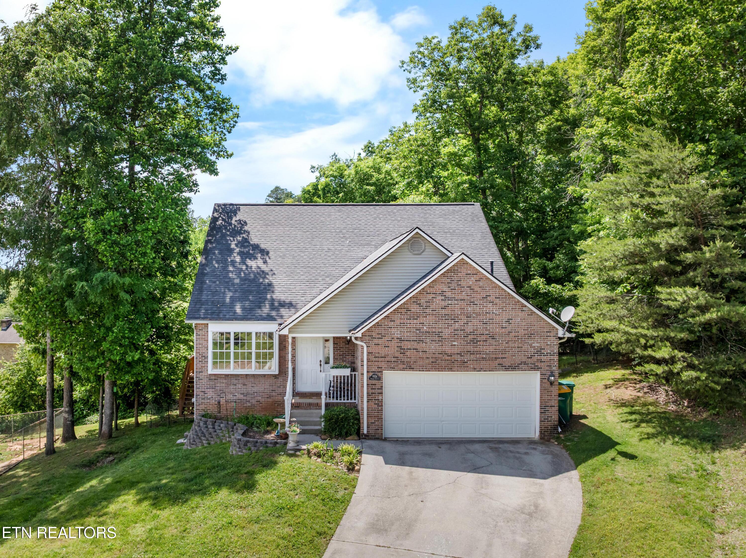1004 Sugar Creek Lane Knoxville TN 37920