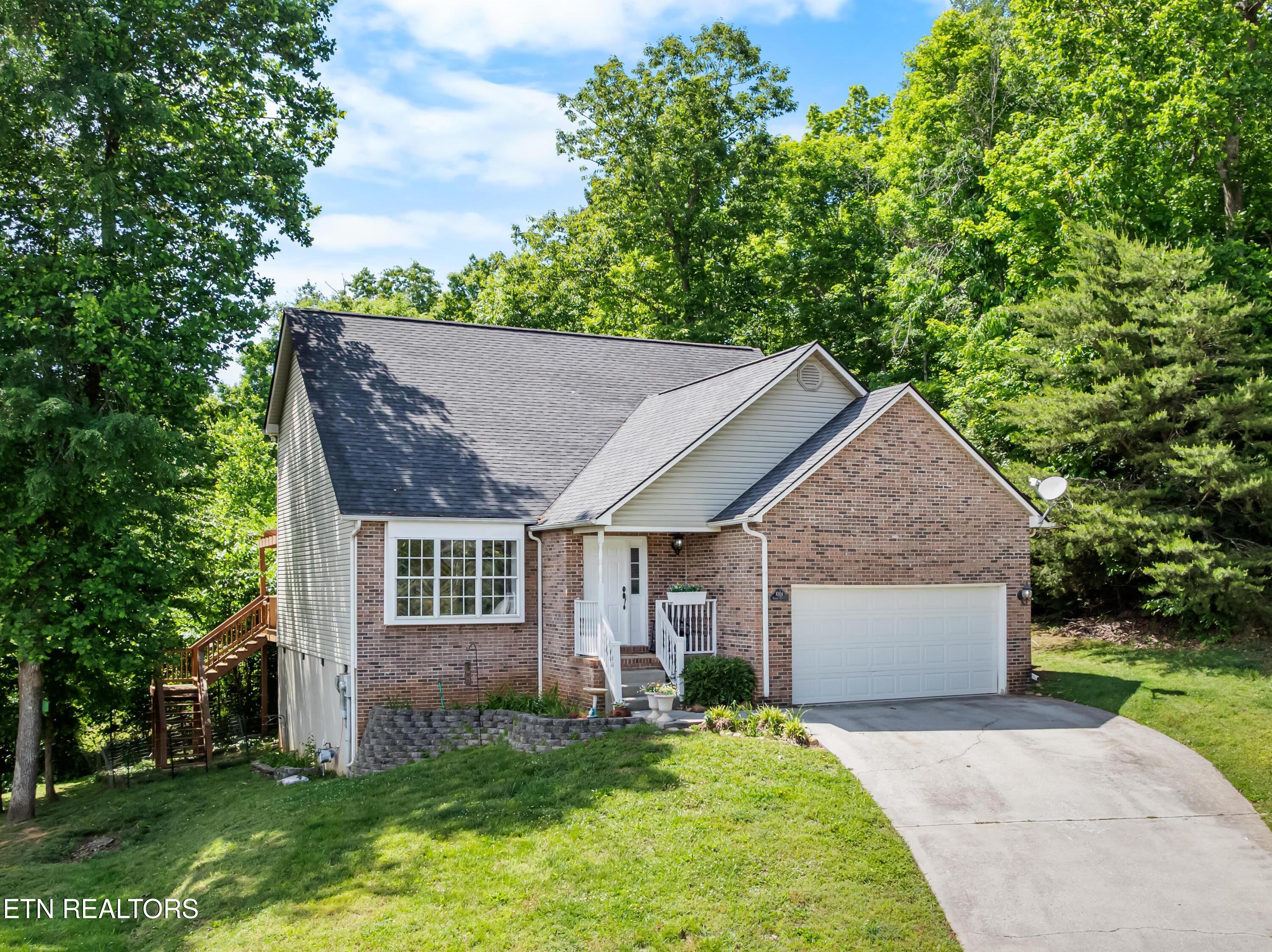 1004 Sugar Creek Lane Knoxville TN 37920