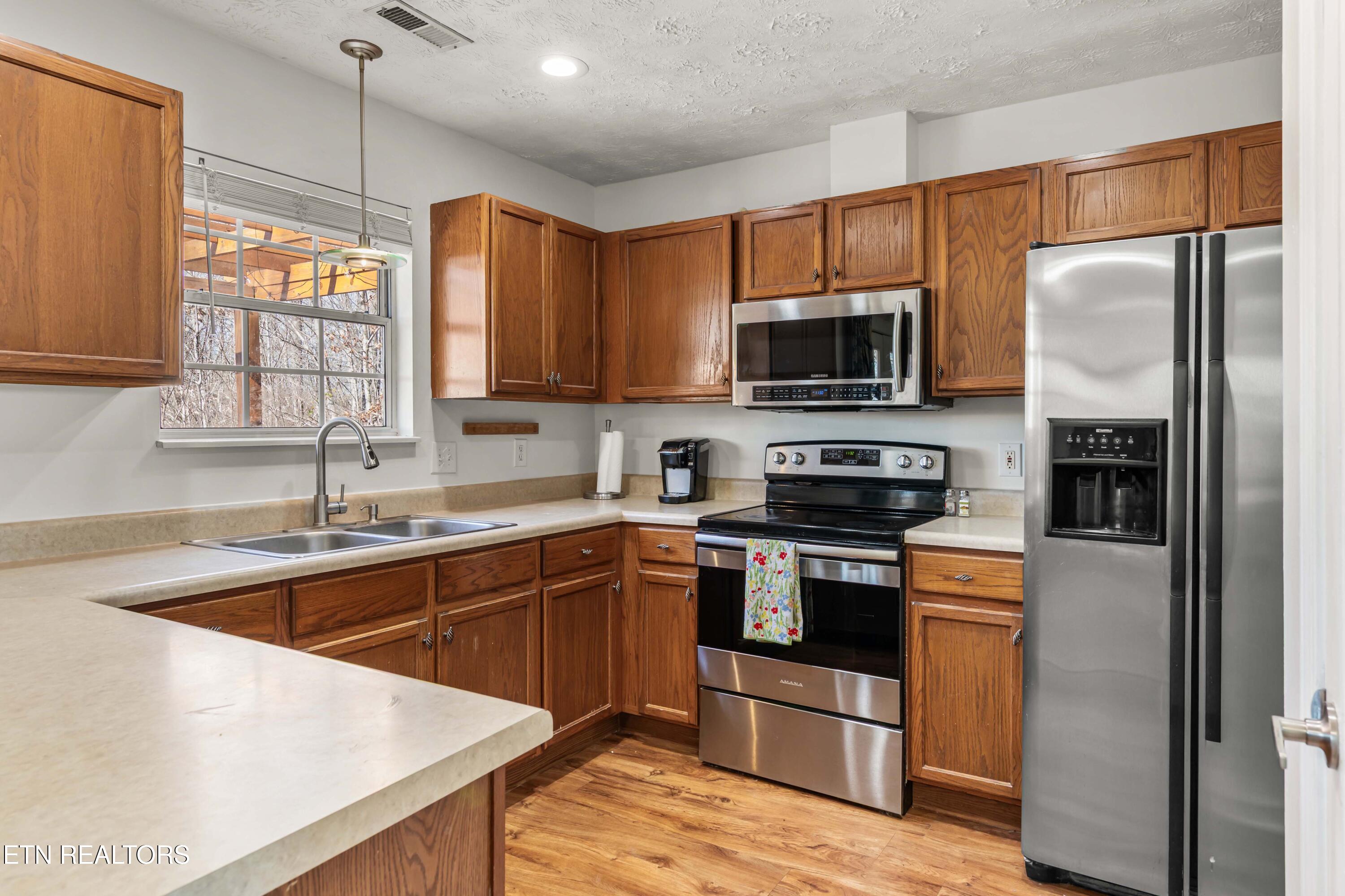 1004 Sugar Creek Lane Knoxville TN 37920