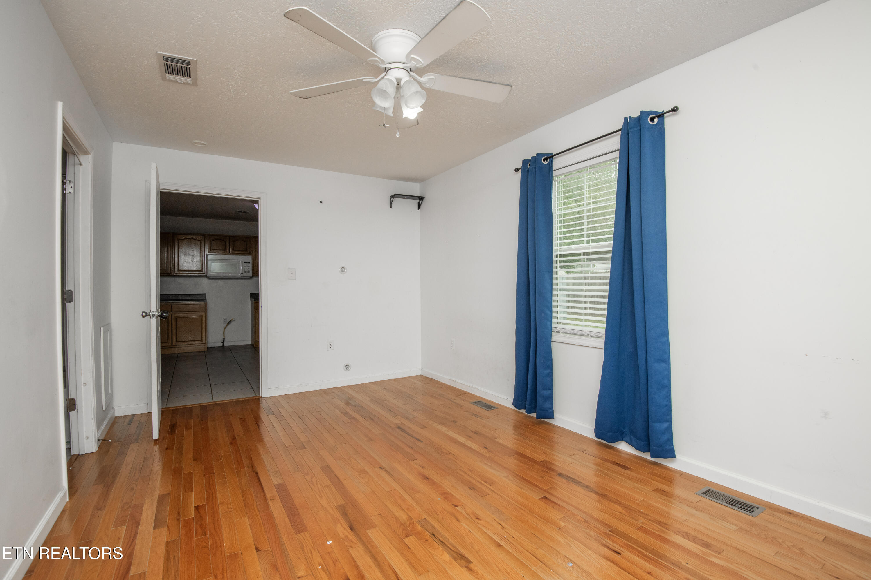2335 Grove Street Maryville TN 37804