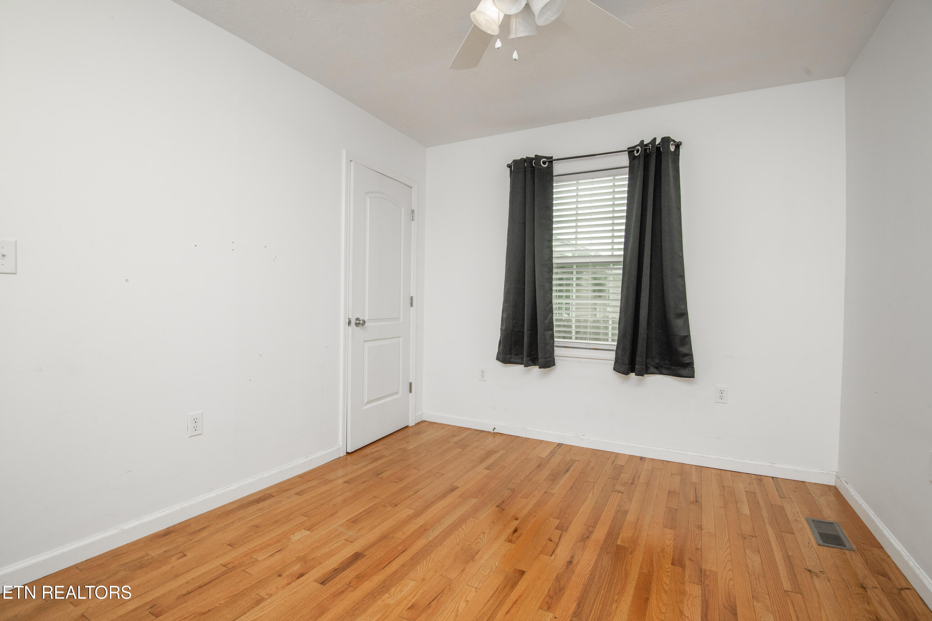 2335 Grove Street Maryville TN 37804