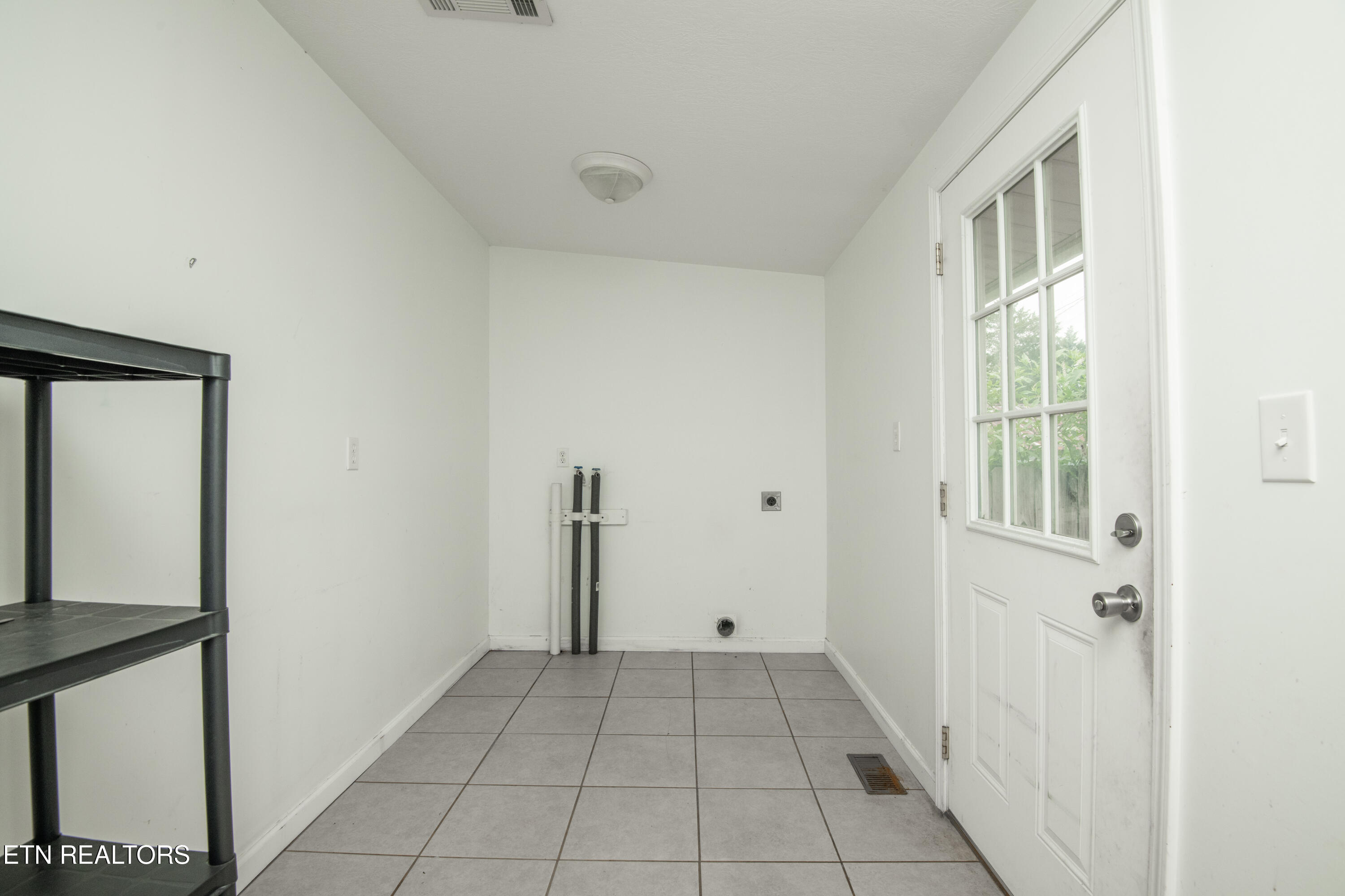 2335 Grove Street Maryville TN 37804