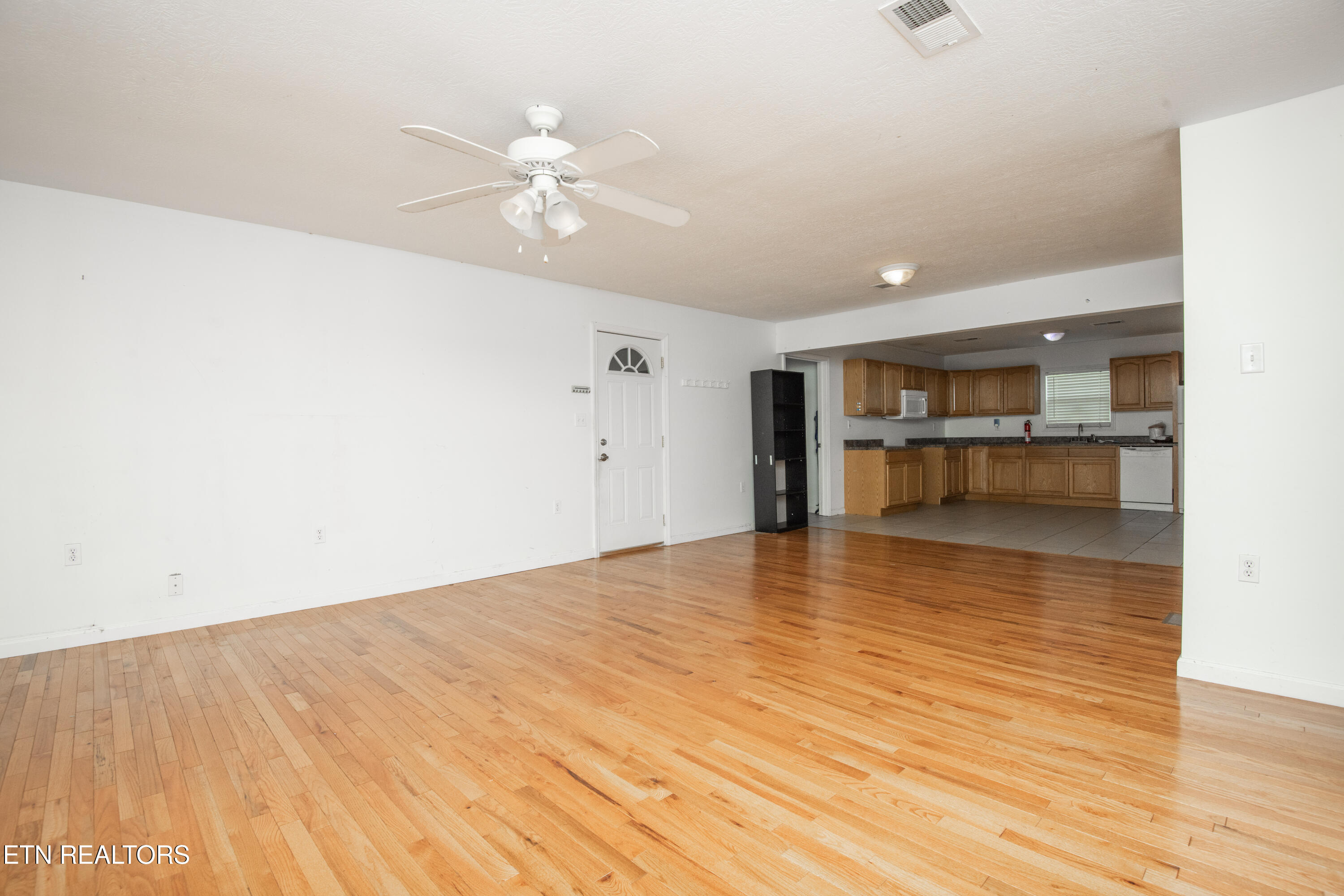 2335 Grove Street Maryville TN 37804