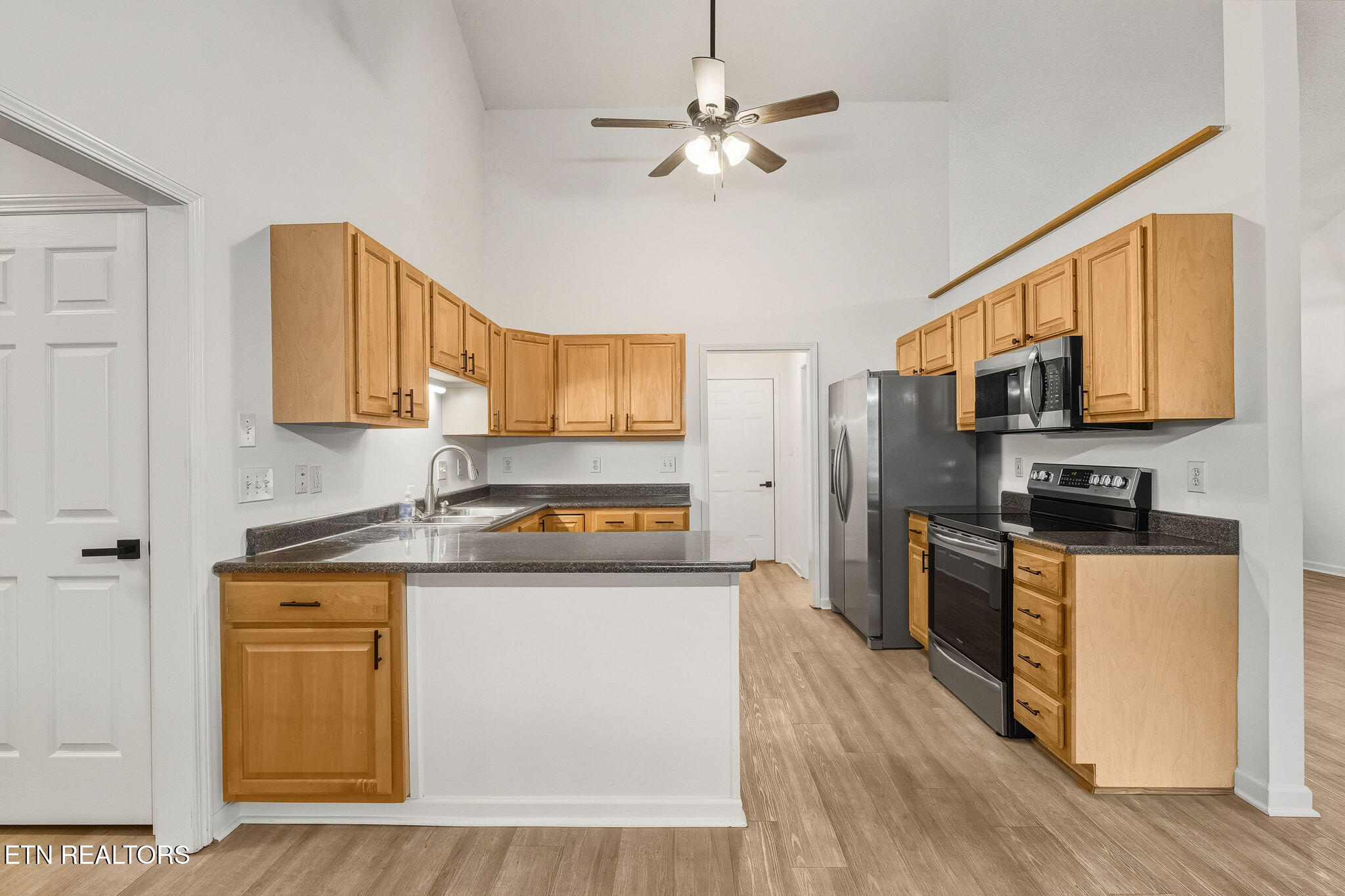 176 Cheeskogili Way Loudon TN 37774