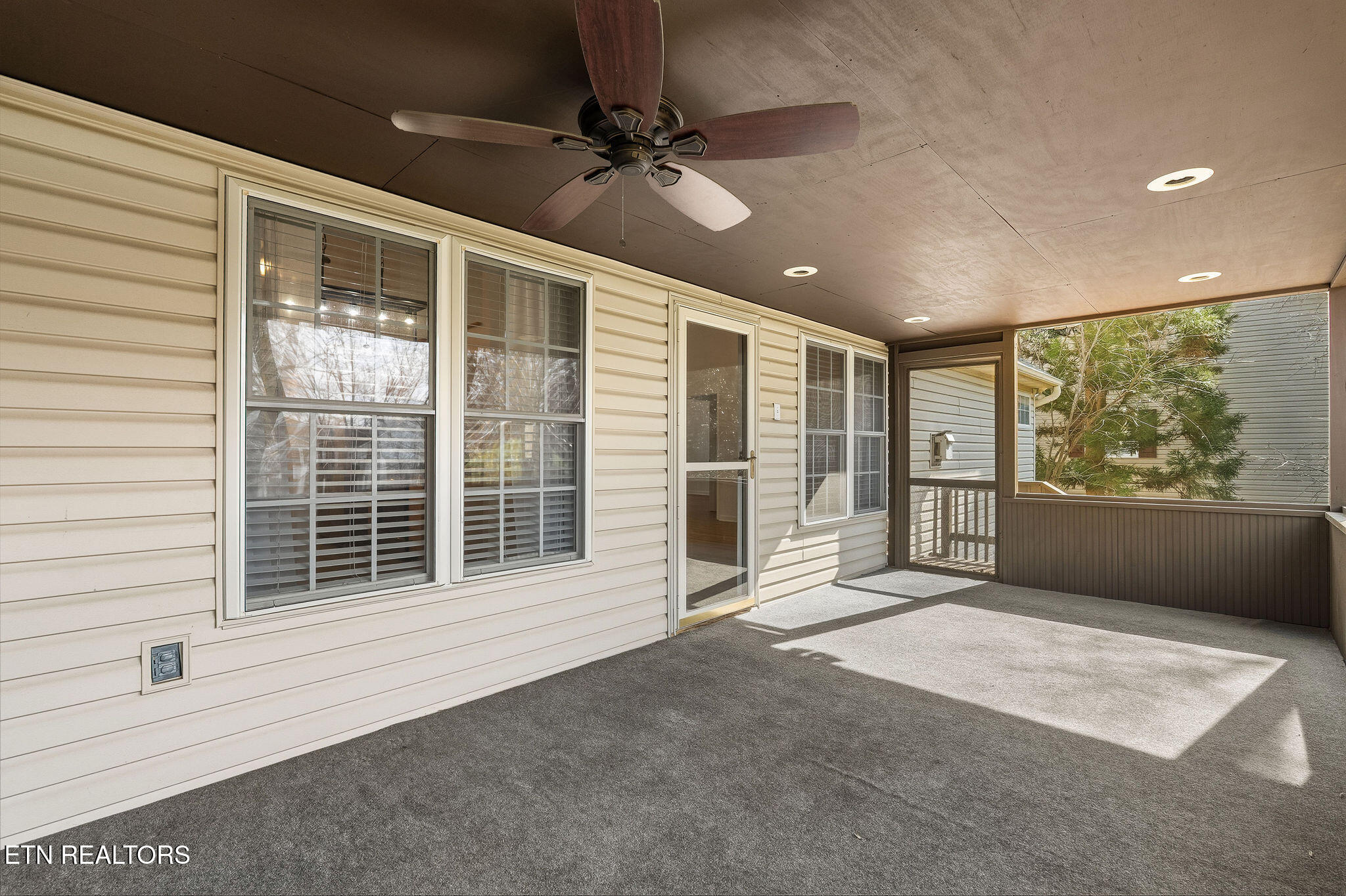 176 Cheeskogili Way Loudon TN 37774
