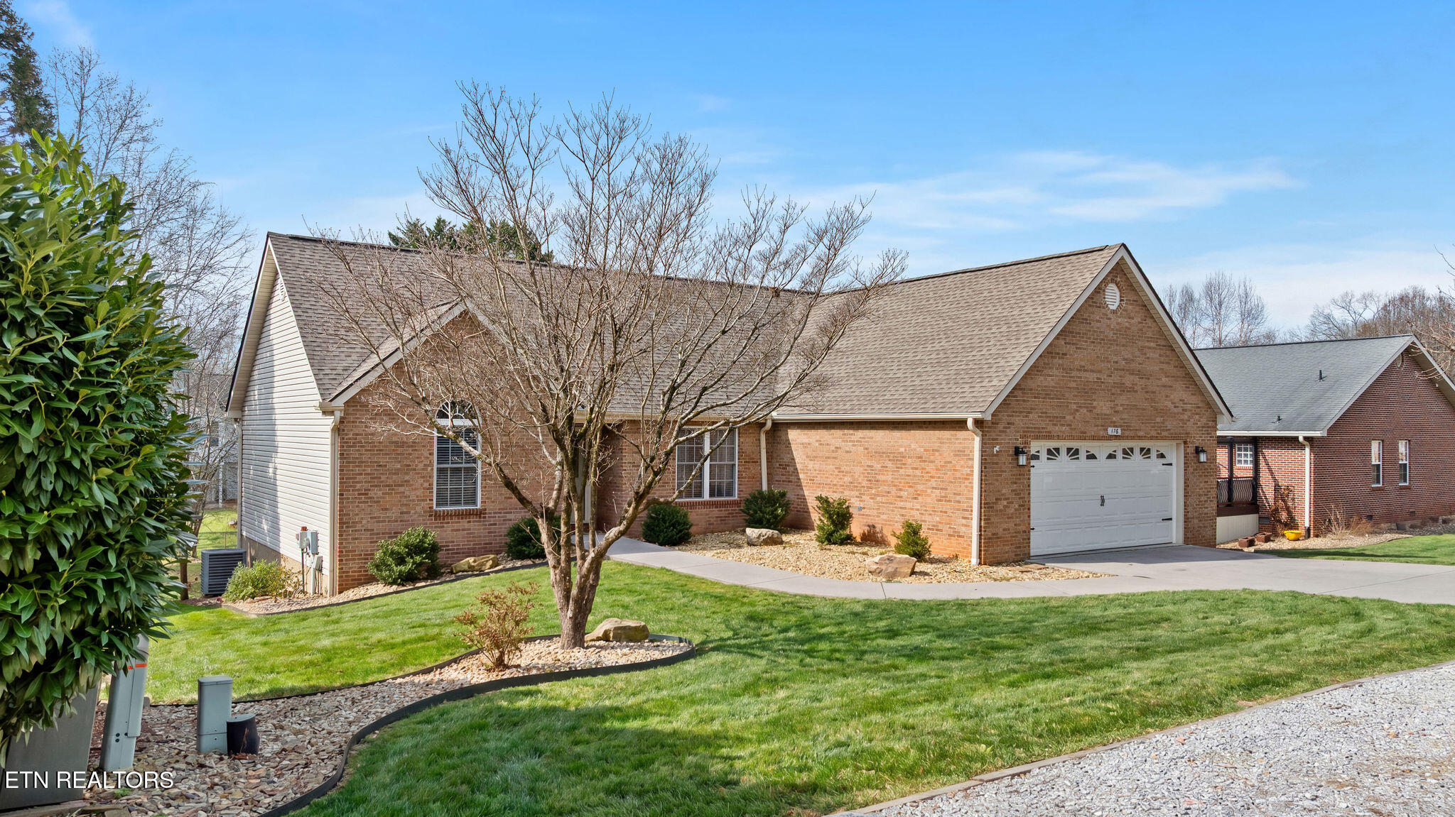 176 Cheeskogili Way Loudon TN 37774
