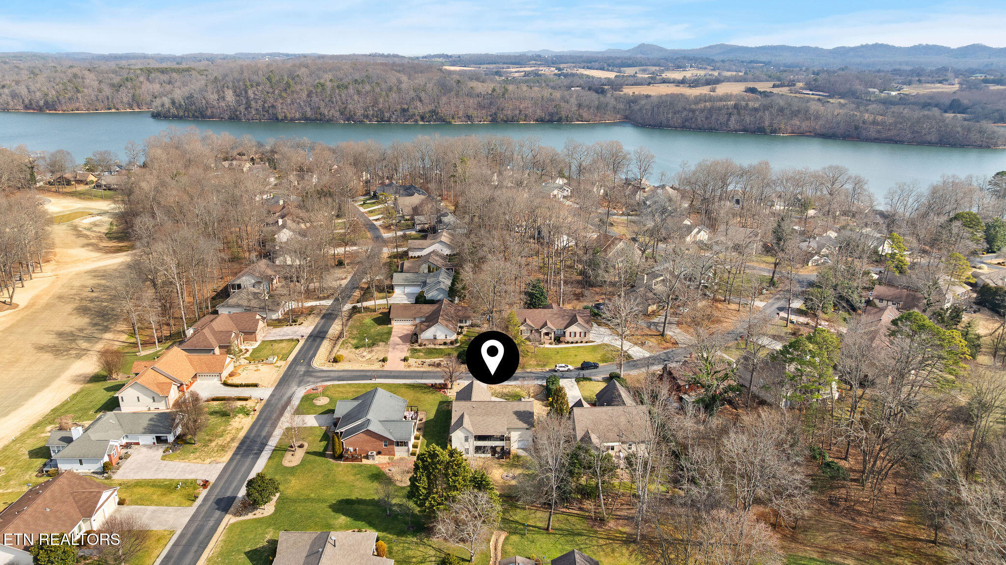 176 Cheeskogili Way Loudon TN 37774
