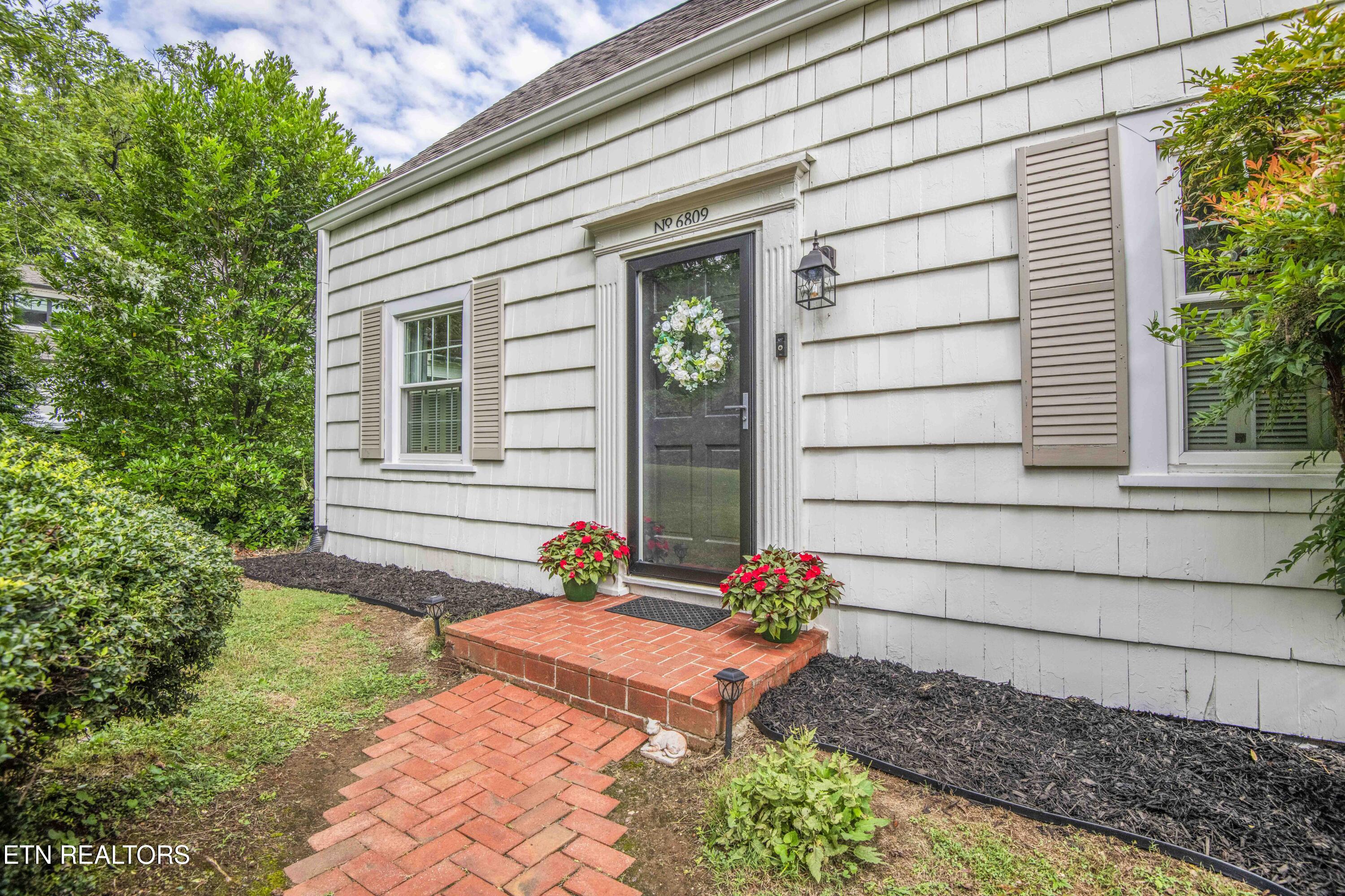 6809 Nubbin Ridge Drive Knoxville TN 37919