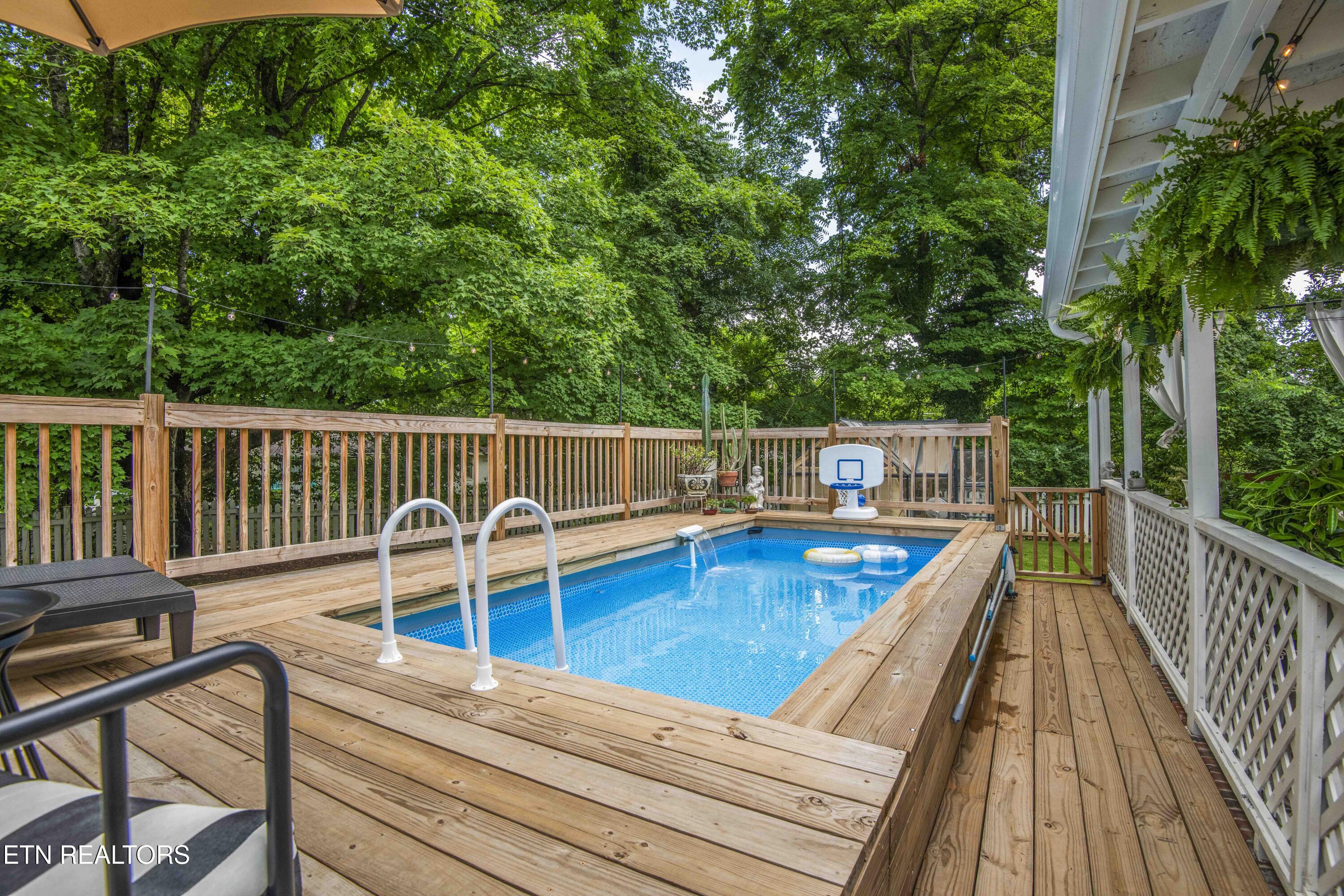 6809 Nubbin Ridge Drive Knoxville TN 37919