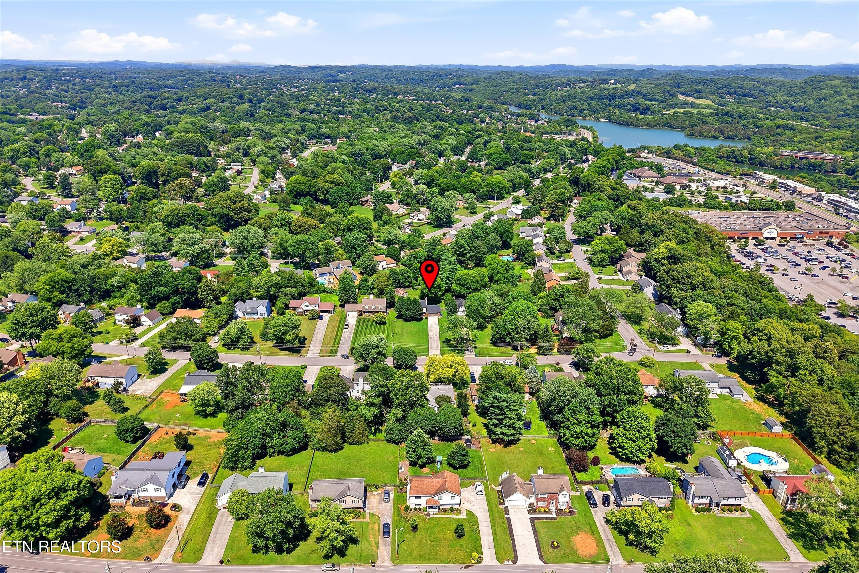 1832 Wickersham Drive Knoxville TN 37922