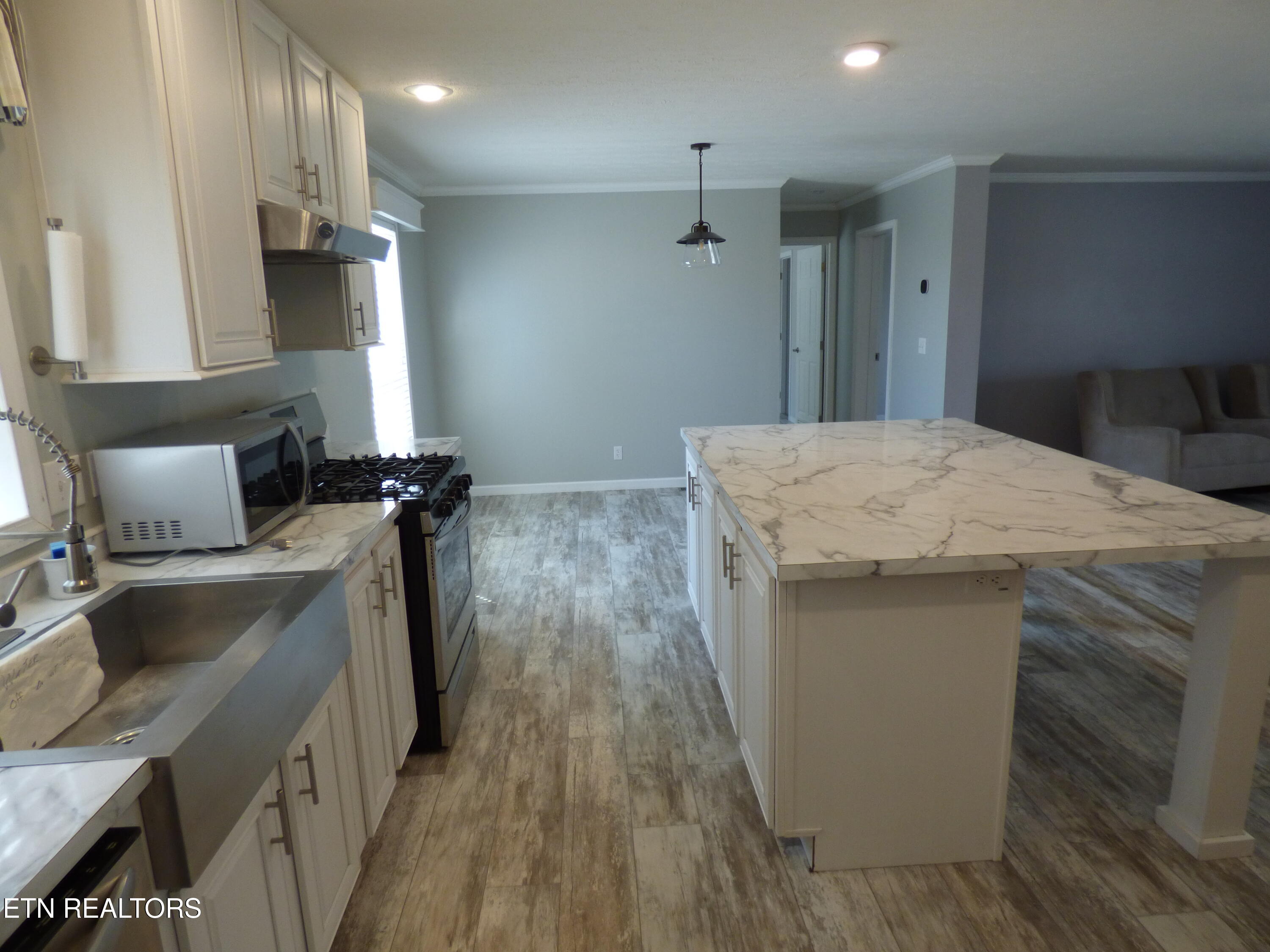 817 Hillendale Road Crossville TN 38572