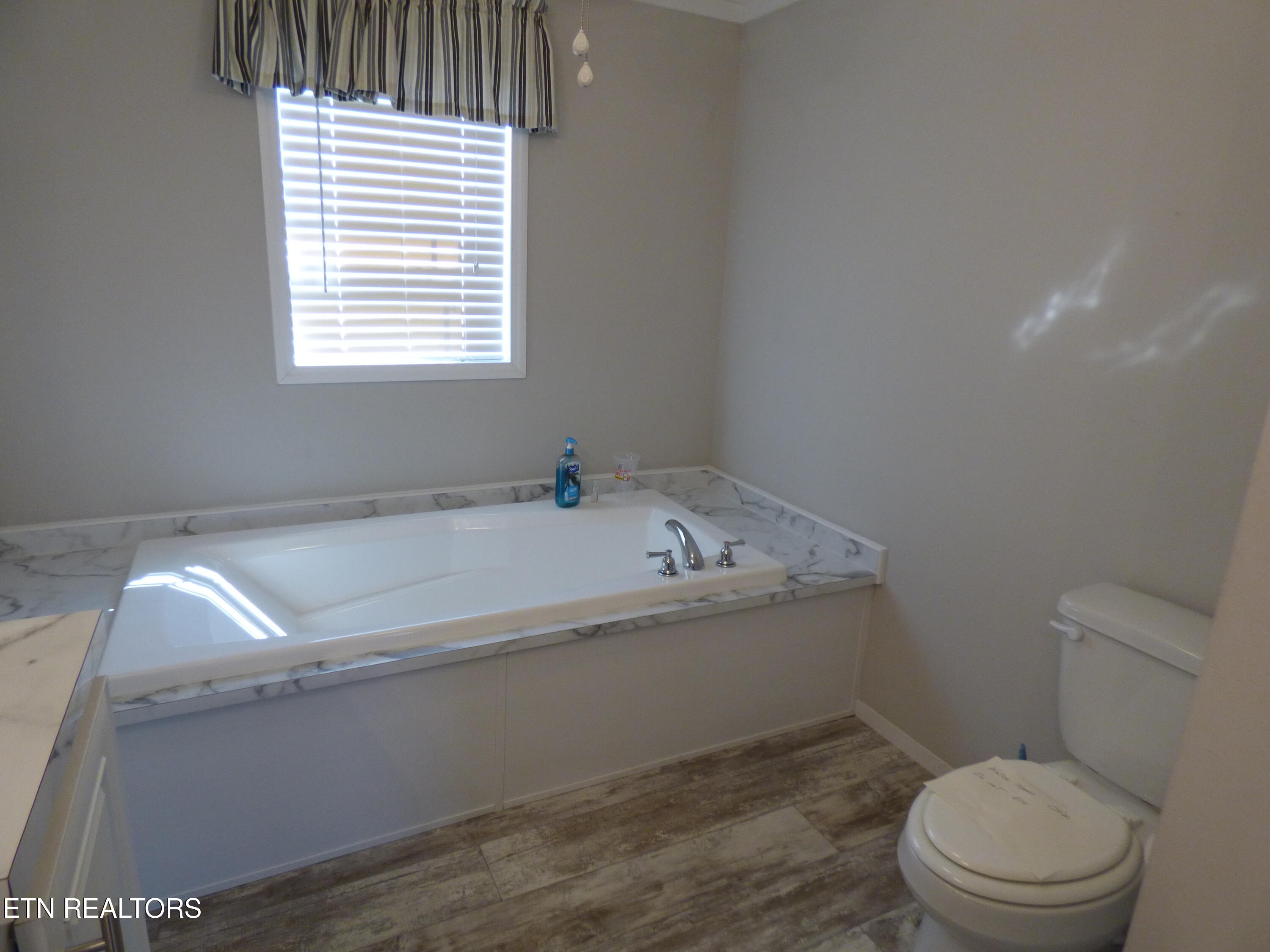 817 Hillendale Road Crossville TN 38572