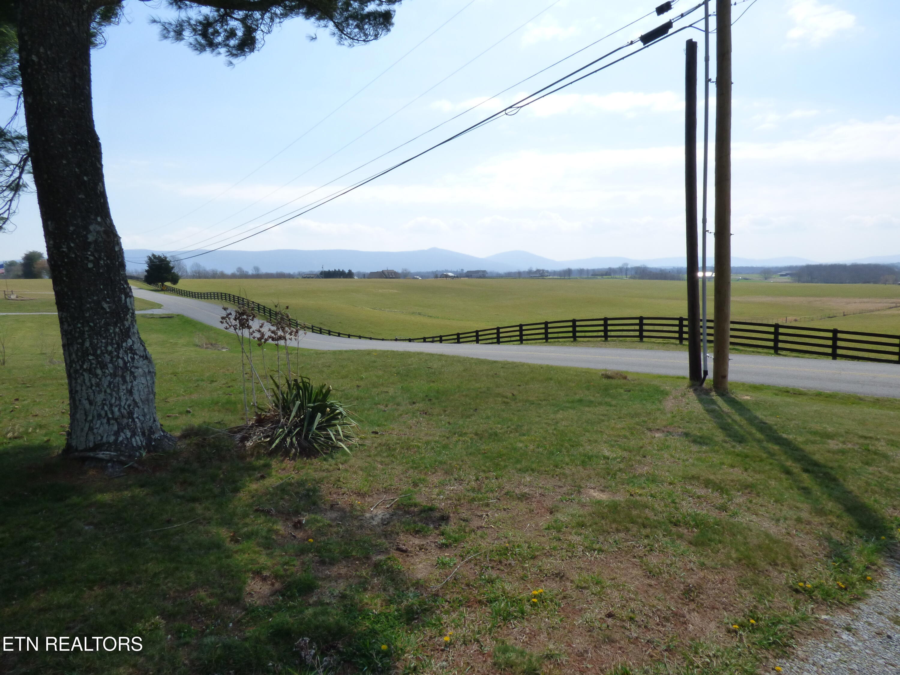 817 Hillendale Road Crossville TN 38572