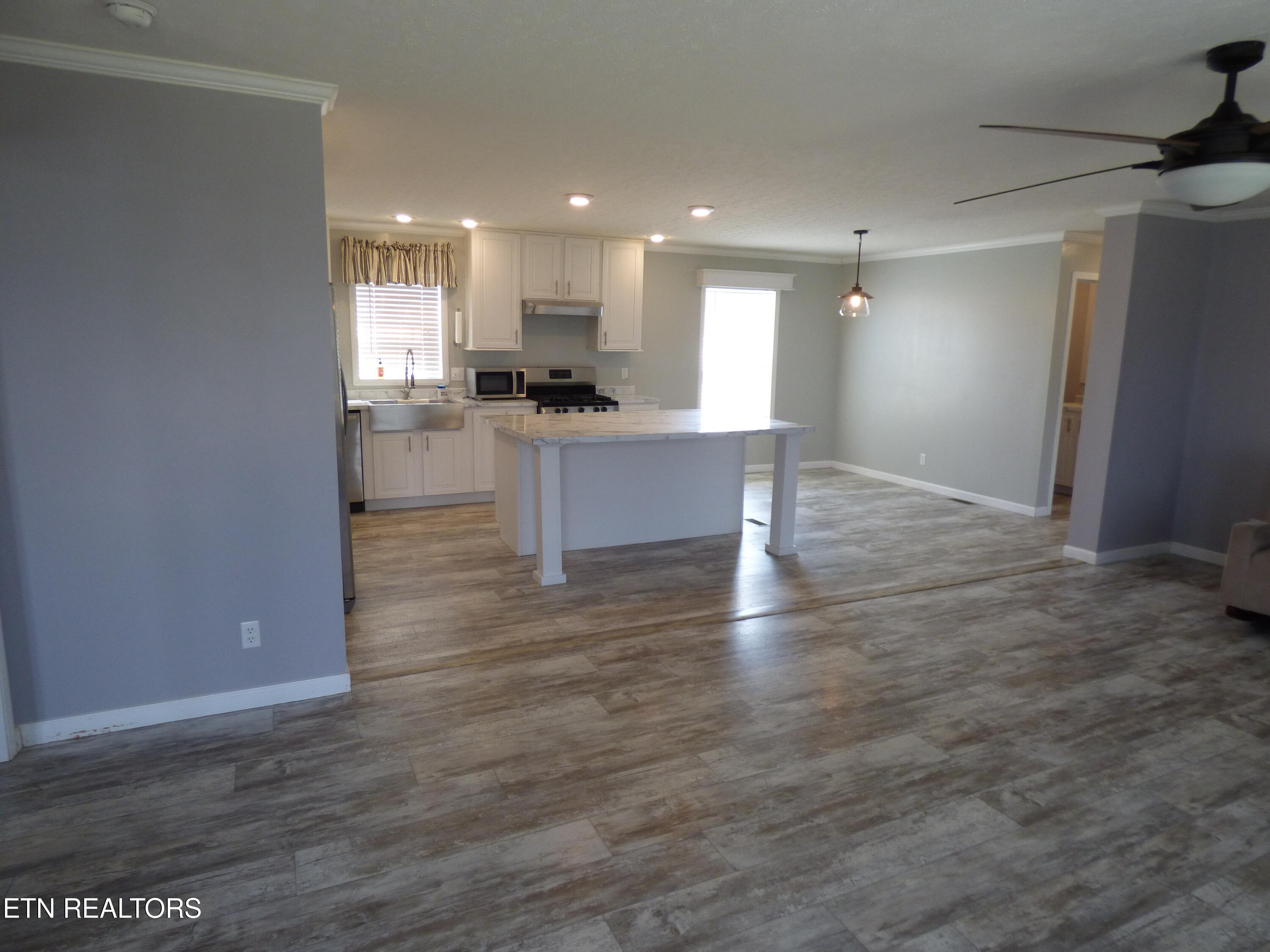 817 Hillendale Road Crossville TN 38572