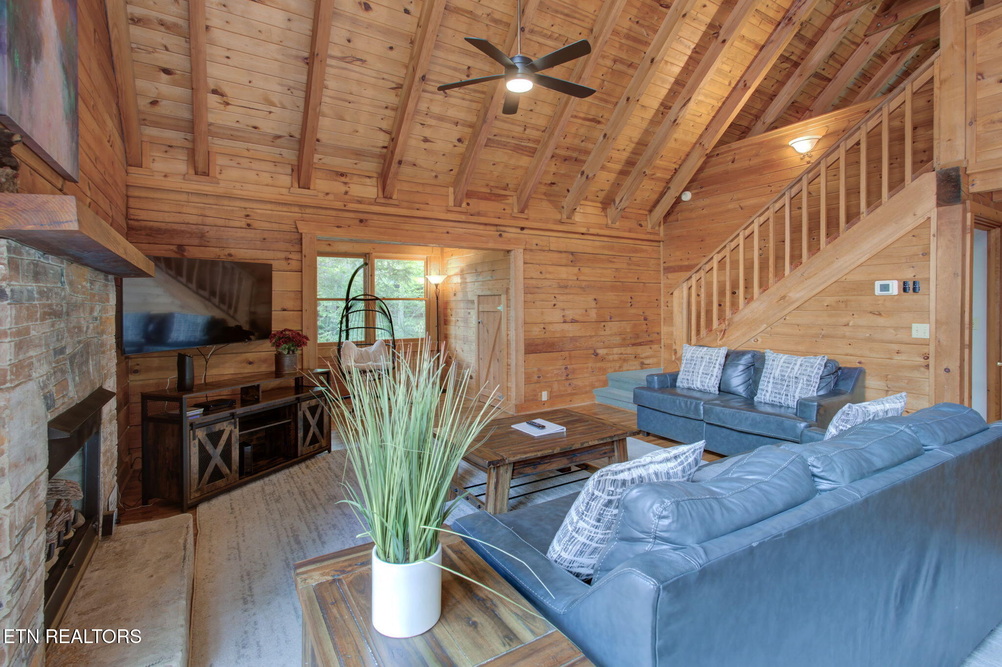 510 Hoot Owl Way Gatlinburg TN 37738