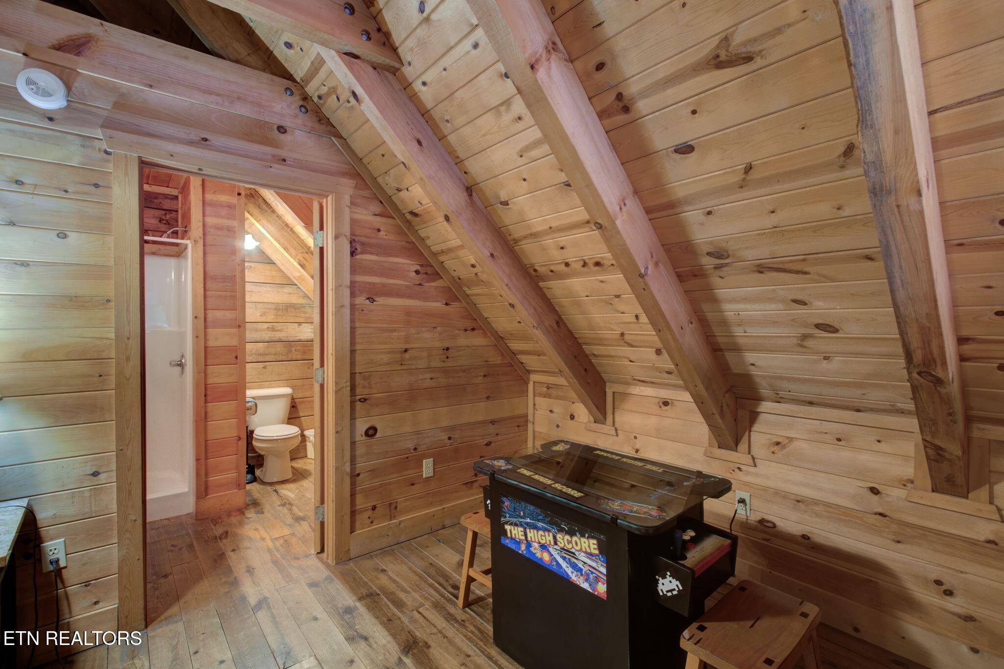 510 Hoot Owl Way Gatlinburg TN 37738