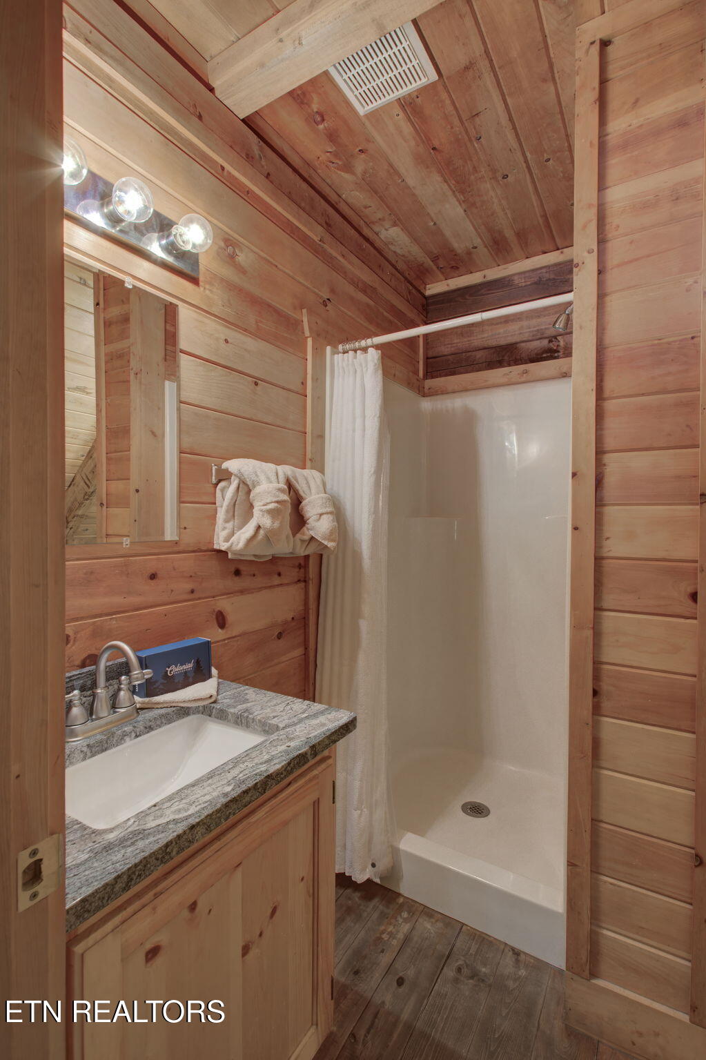 510 Hoot Owl Way Gatlinburg TN 37738