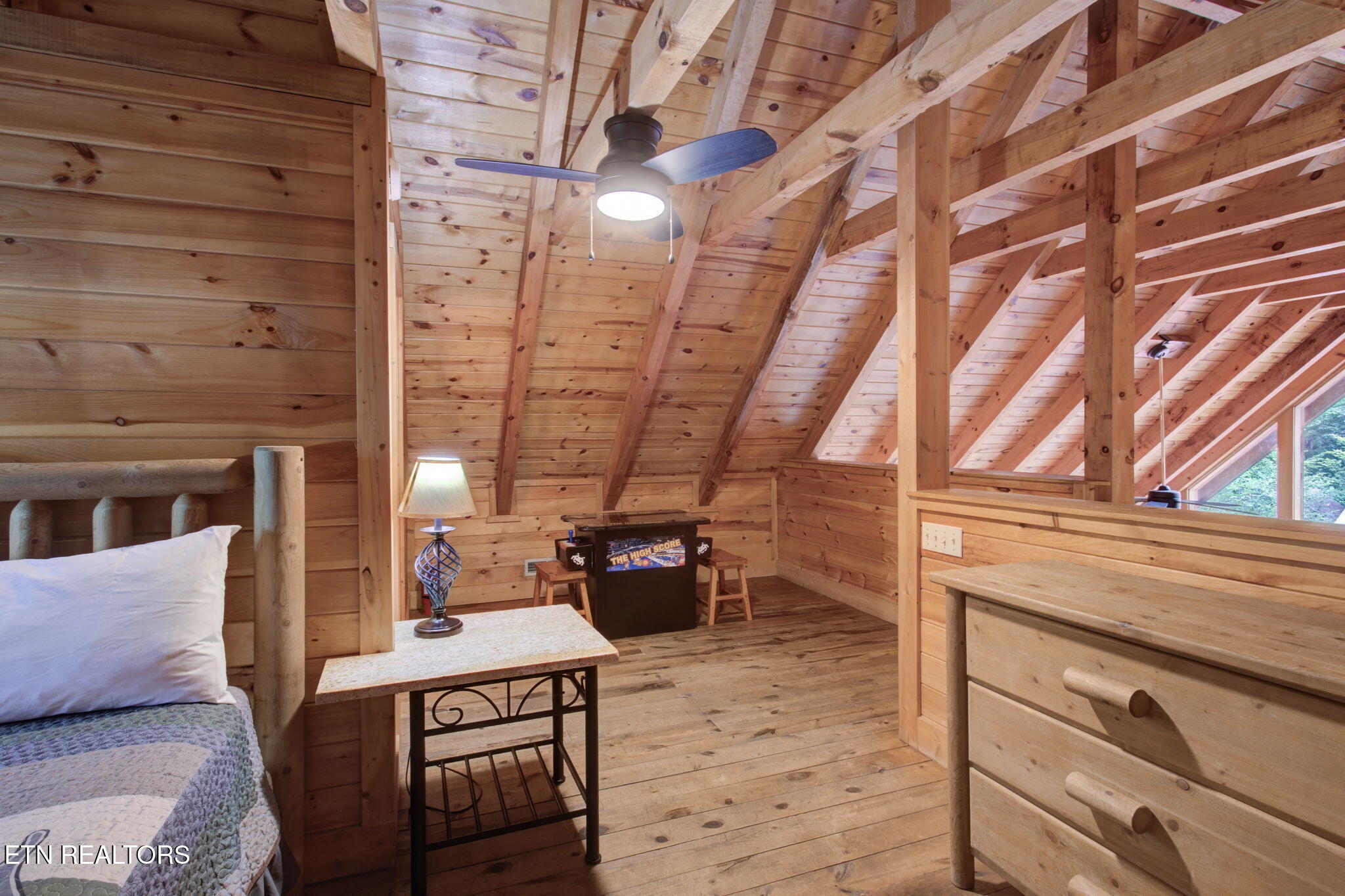 510 Hoot Owl Way Gatlinburg TN 37738