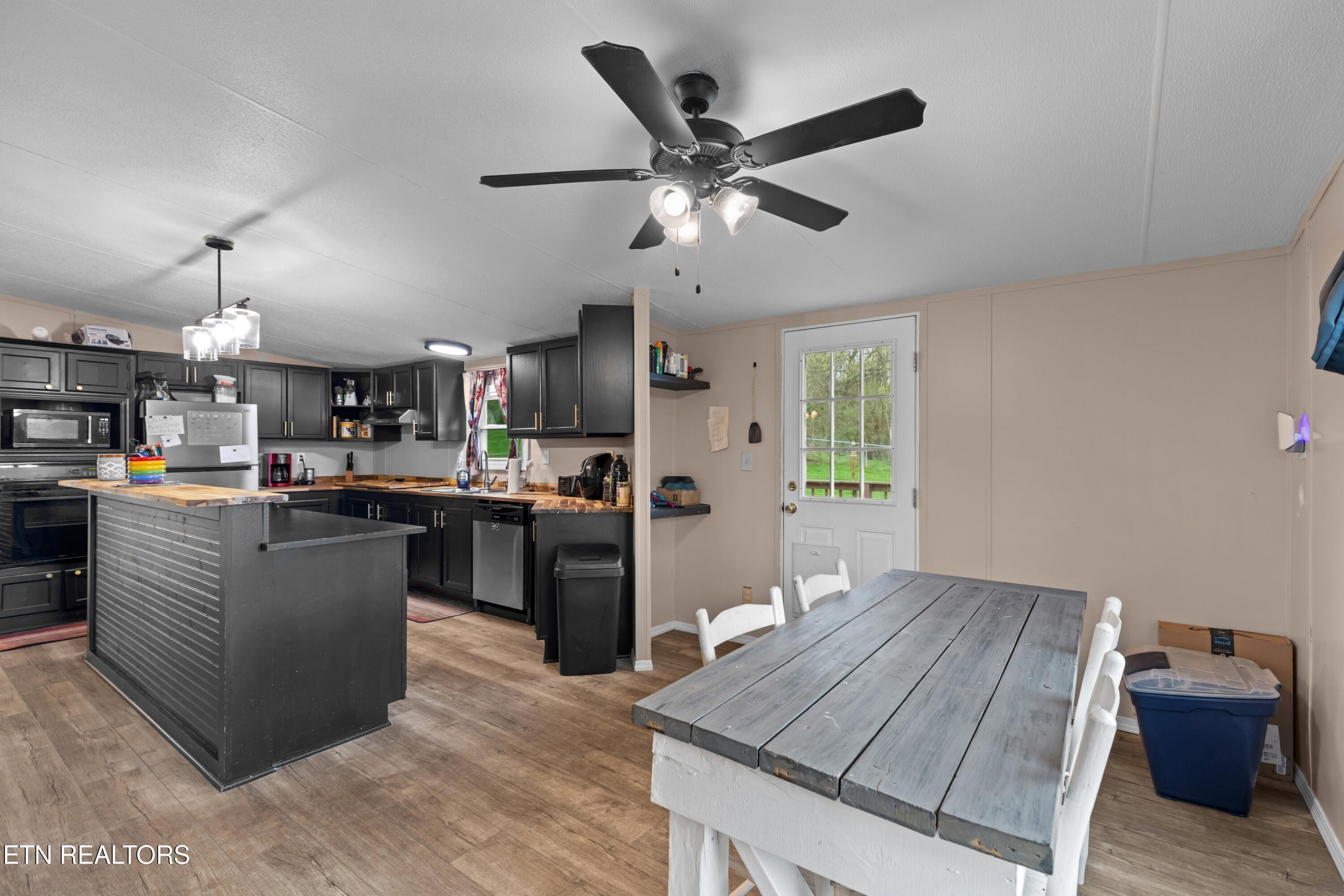 242 Cowan Lane Lafollette TN 37766