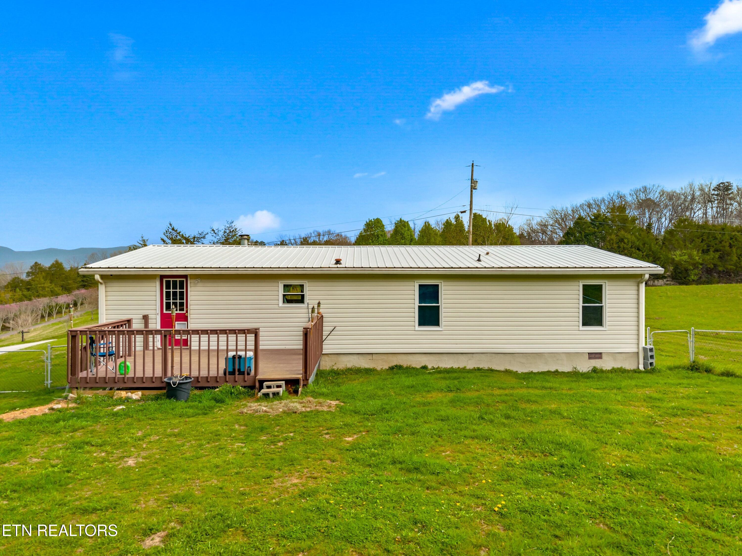 242 Cowan Lane Lafollette TN 37766