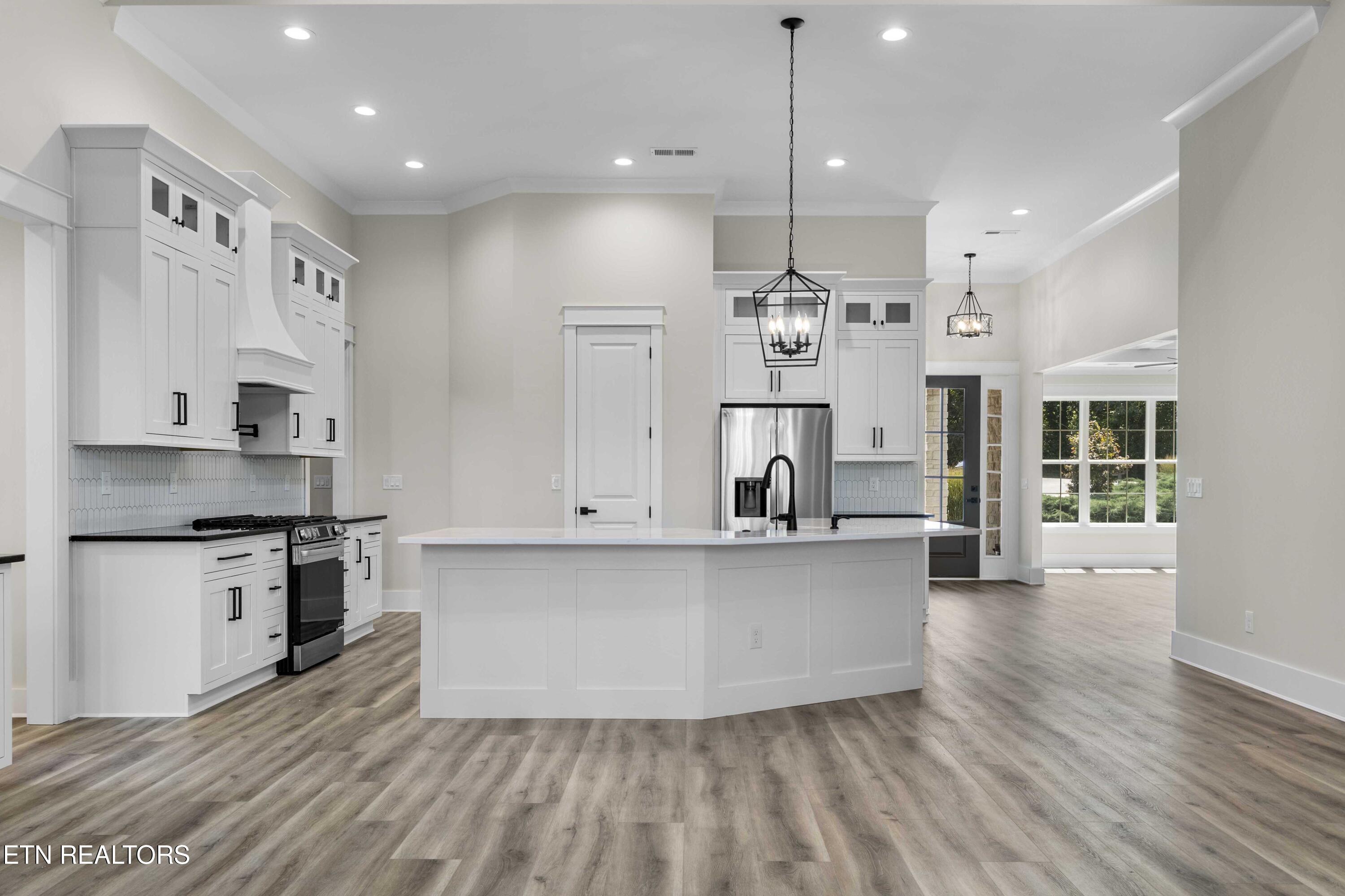 407 Kiyuga Circle Loudon TN 37774