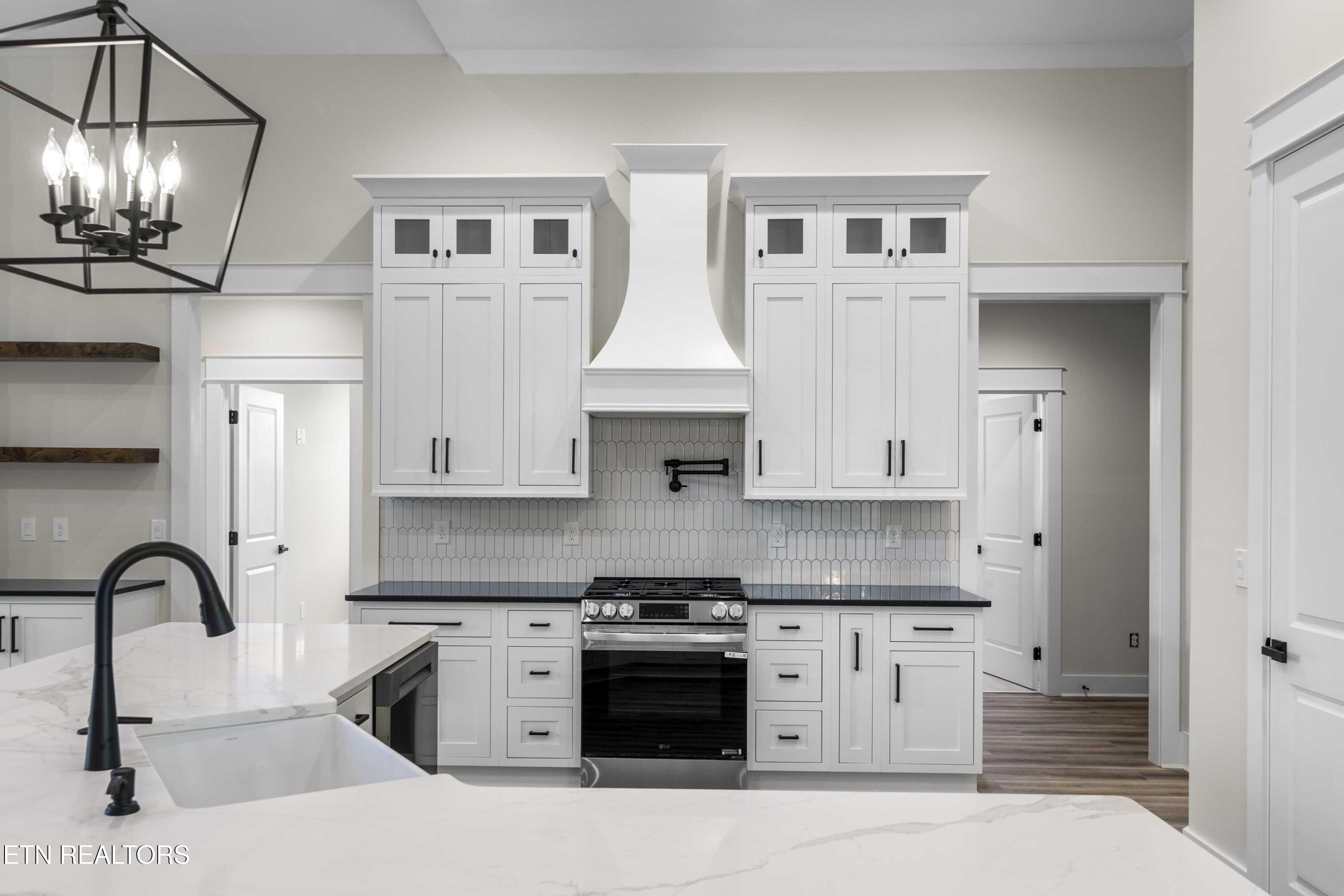 407 Kiyuga Circle Loudon TN 37774