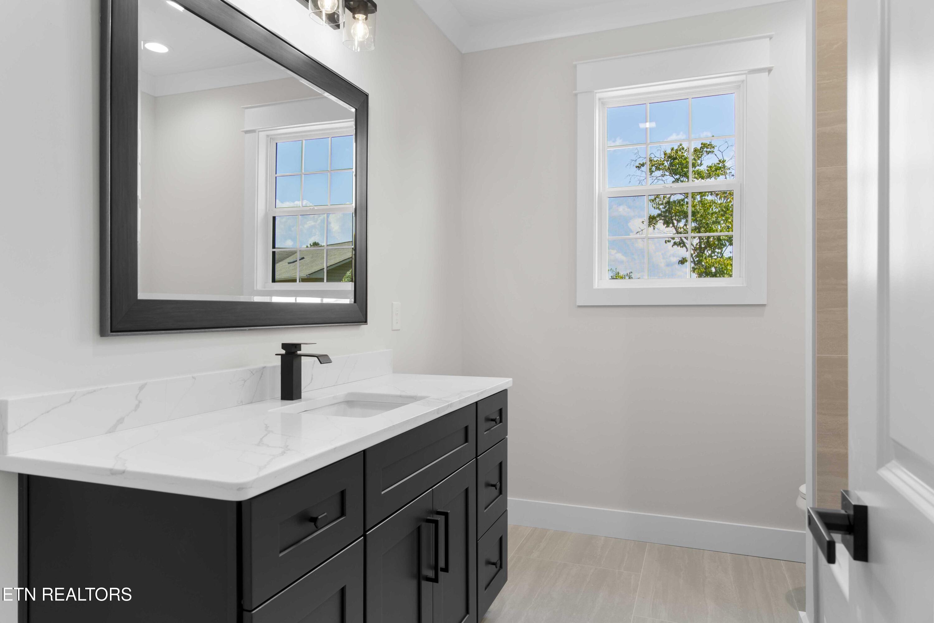 407 Kiyuga Circle Loudon TN 37774