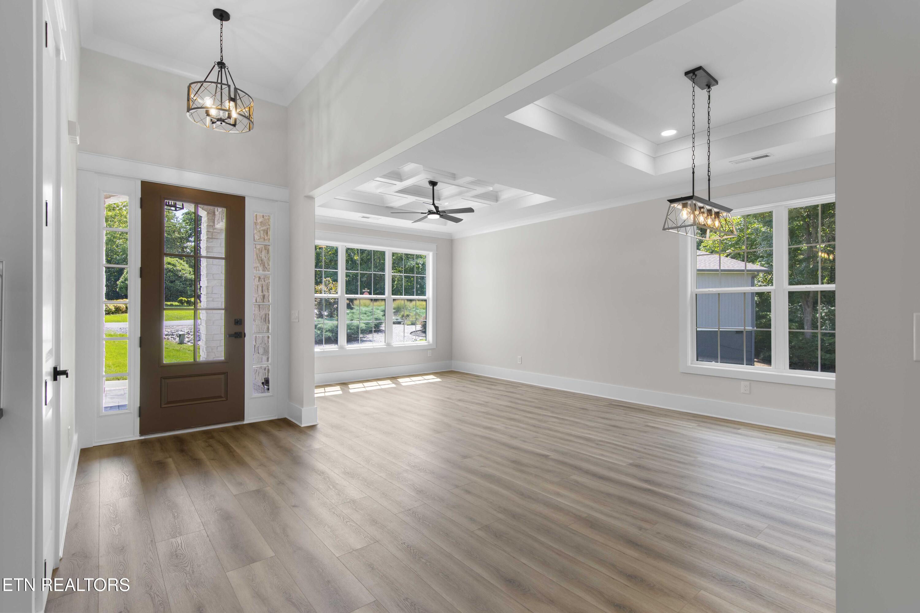 407 Kiyuga Circle Loudon TN 37774