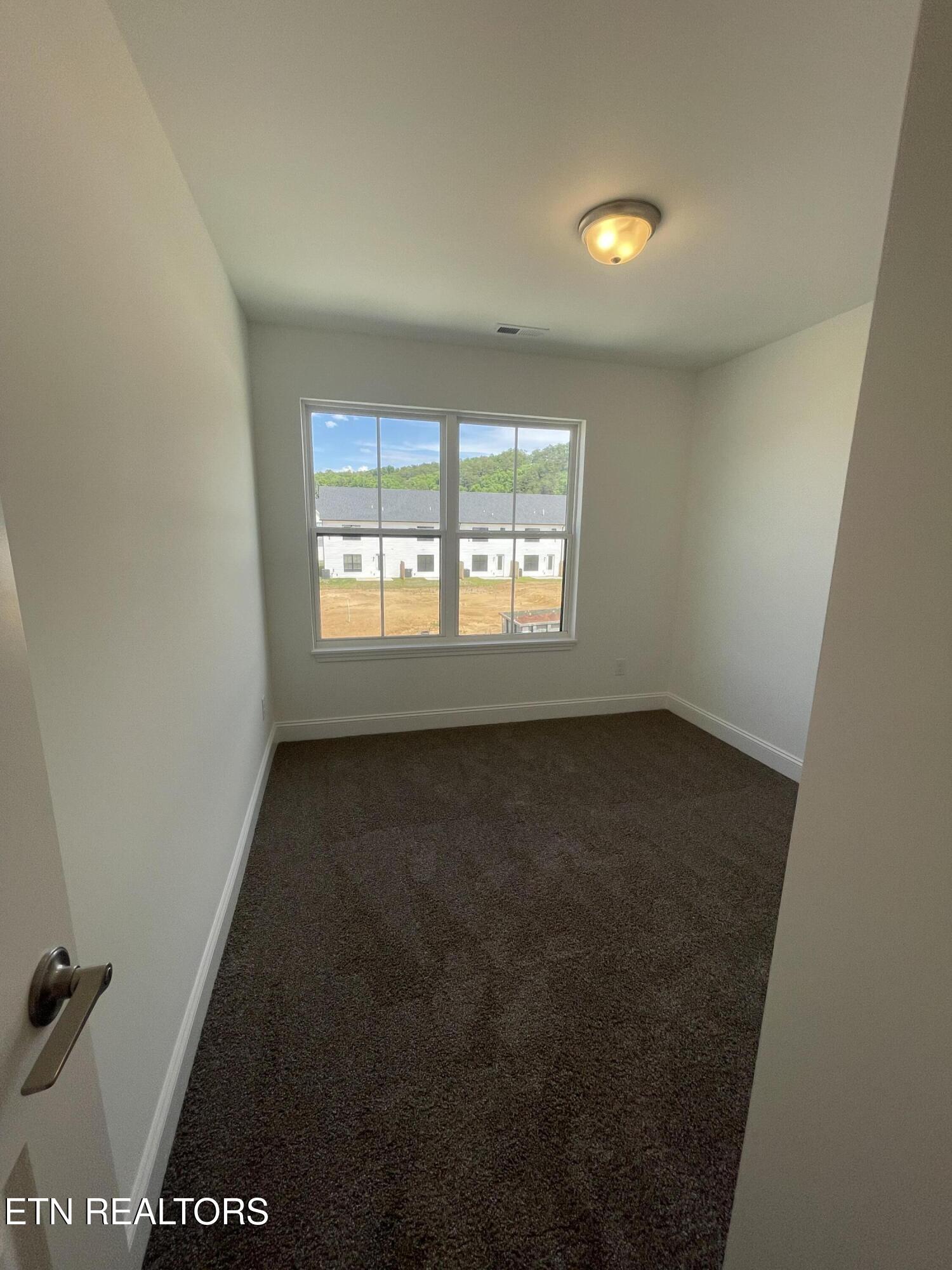 8825 Chapman Trace Way Knoxville TN 37920