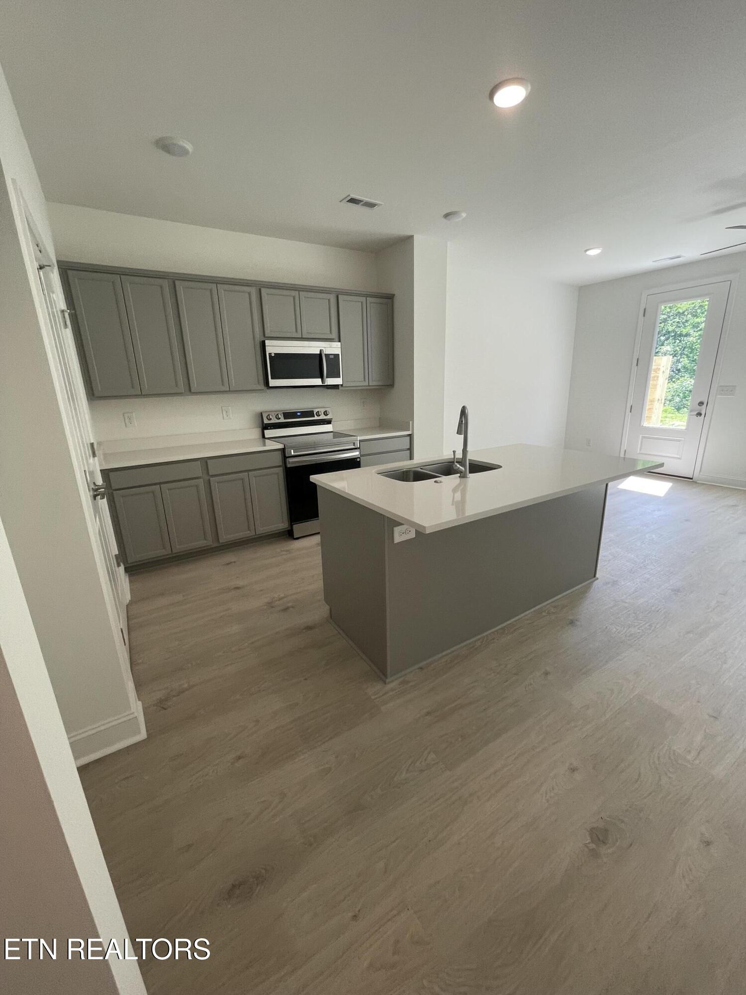 8825 Chapman Trace Way Knoxville TN 37920