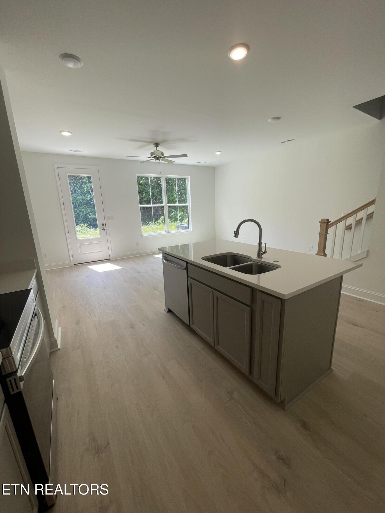 8825 Chapman Trace Way Knoxville TN 37920