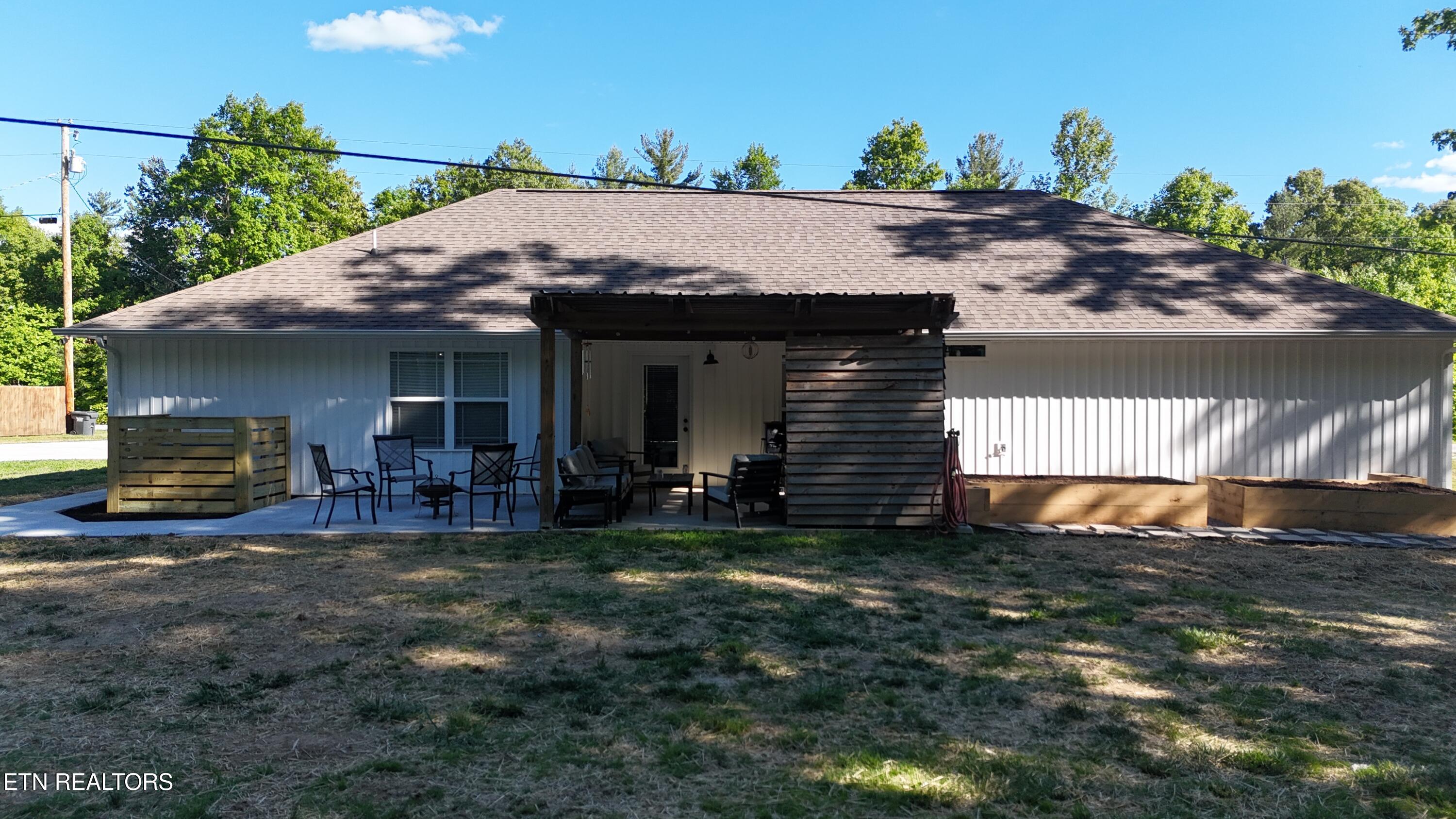 220 Kayla Lane Oneida TN 37841