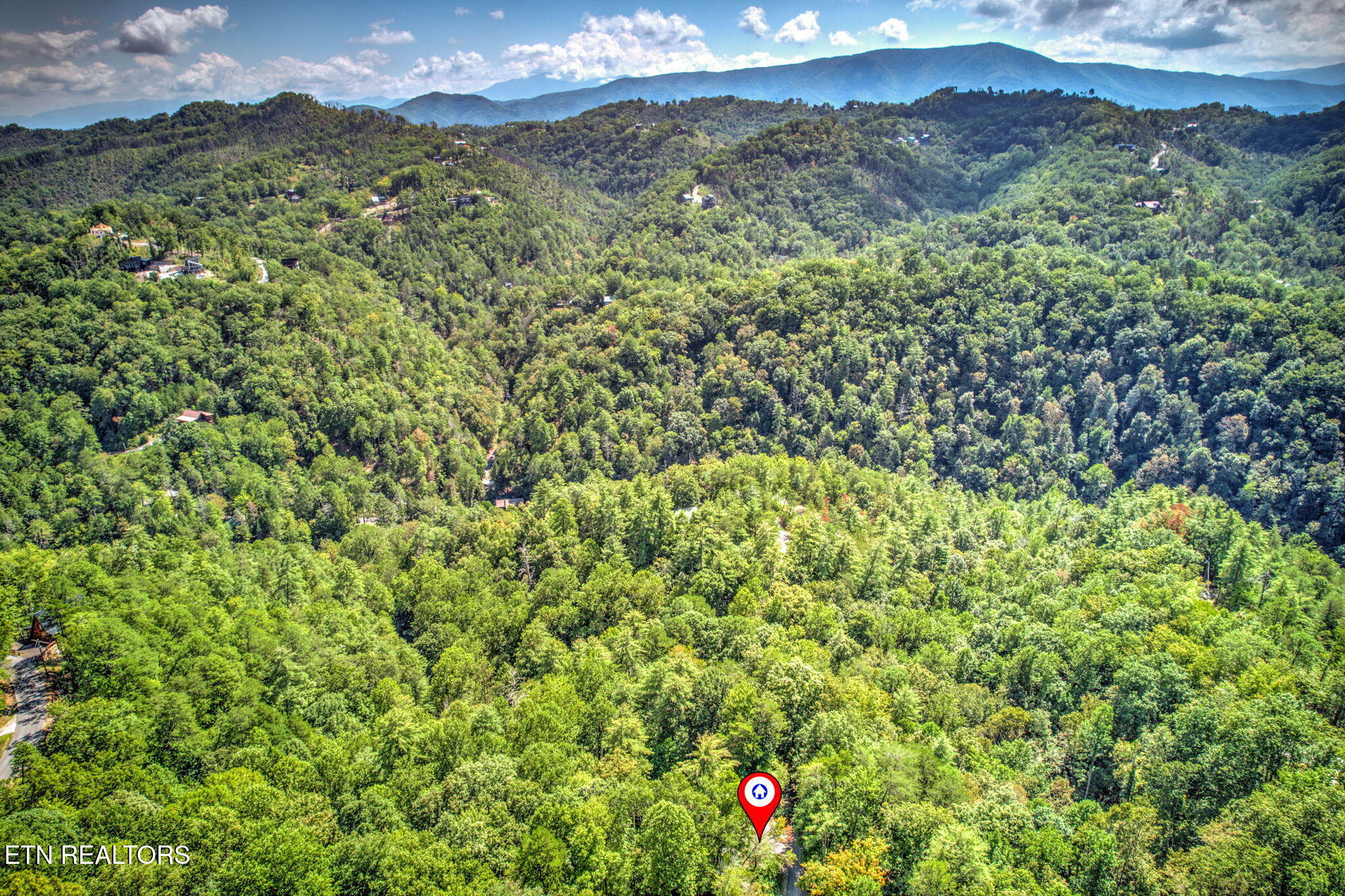 2439 Woodside Lane Sevierville TN 37862