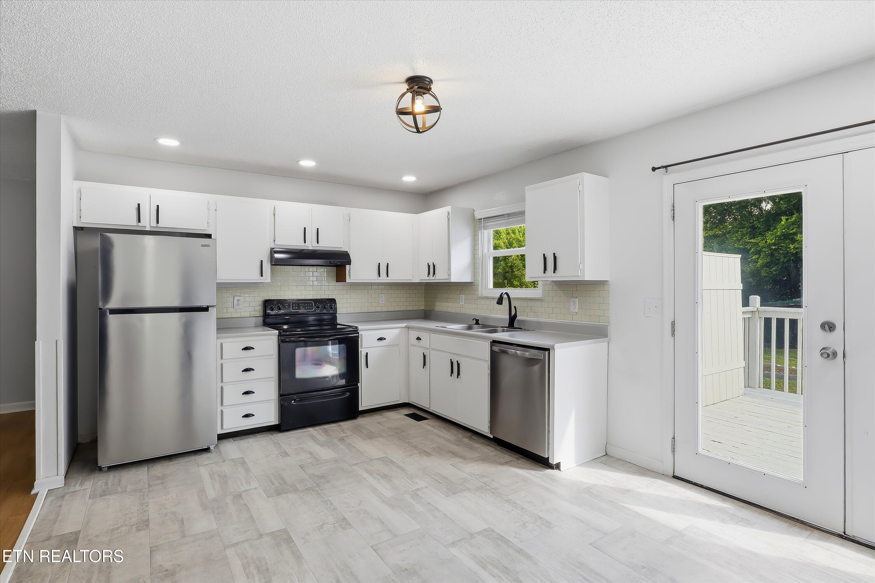 816 Pershing Street Maryville TN 37801
