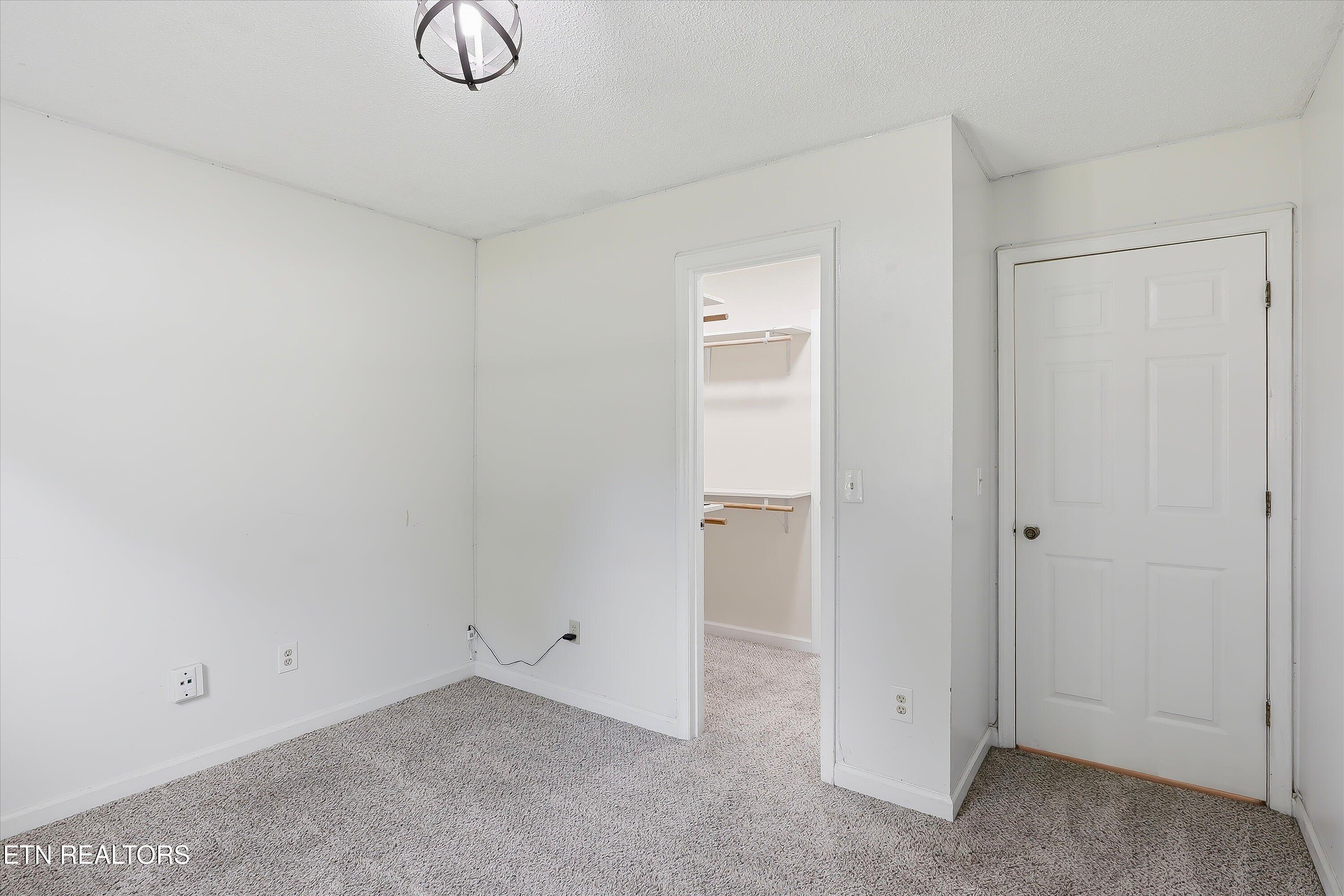 816 Pershing Street Maryville TN 37801