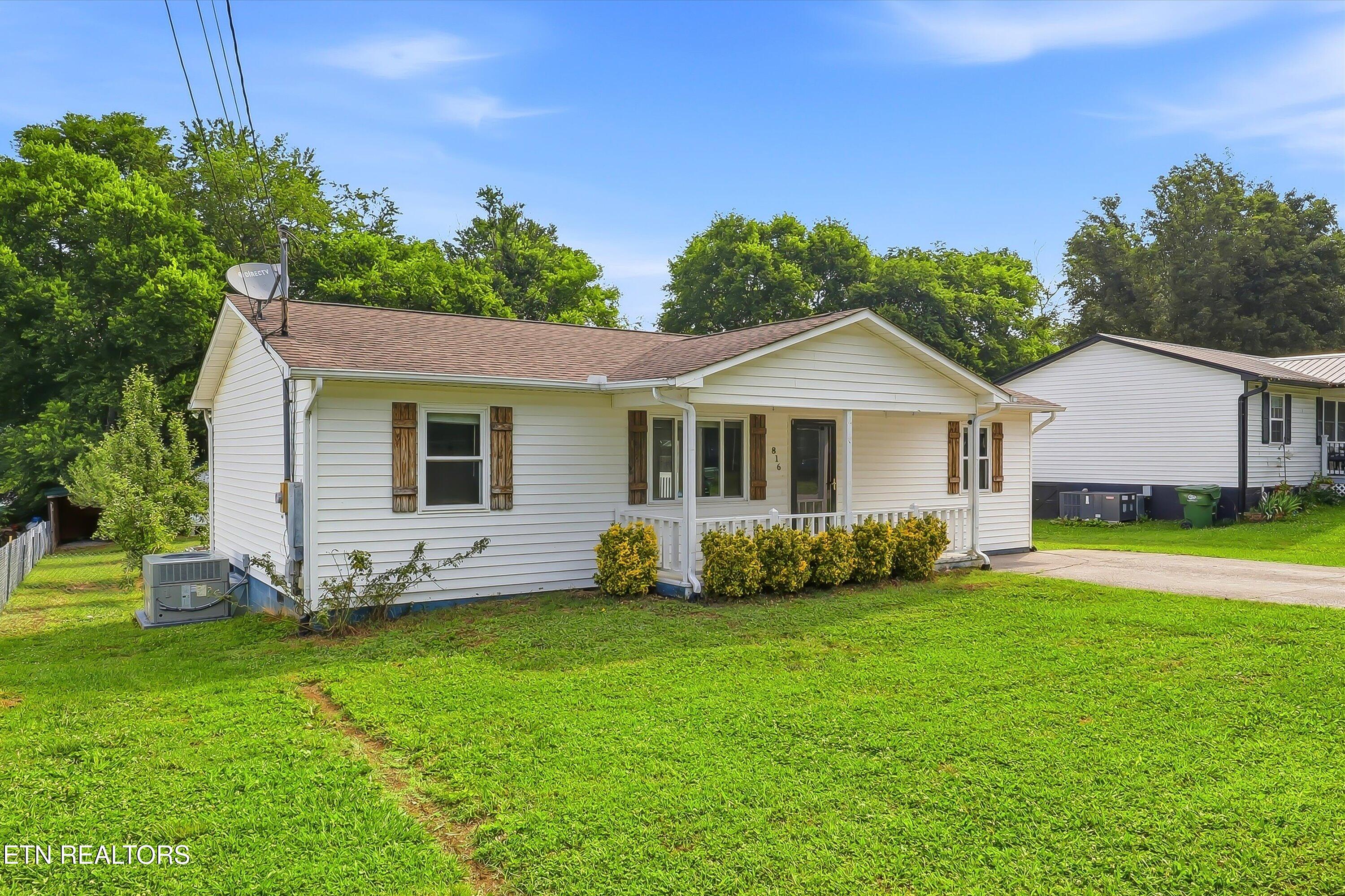 816 Pershing Street Maryville TN 37801