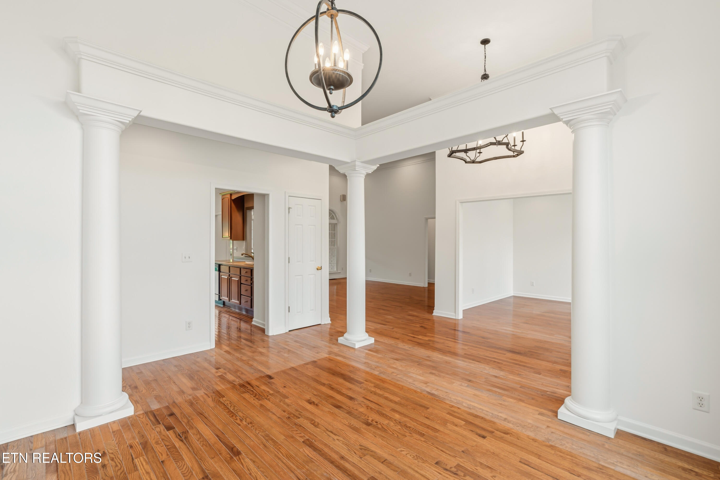 267 Paradise Lane Jacksboro TN 37757