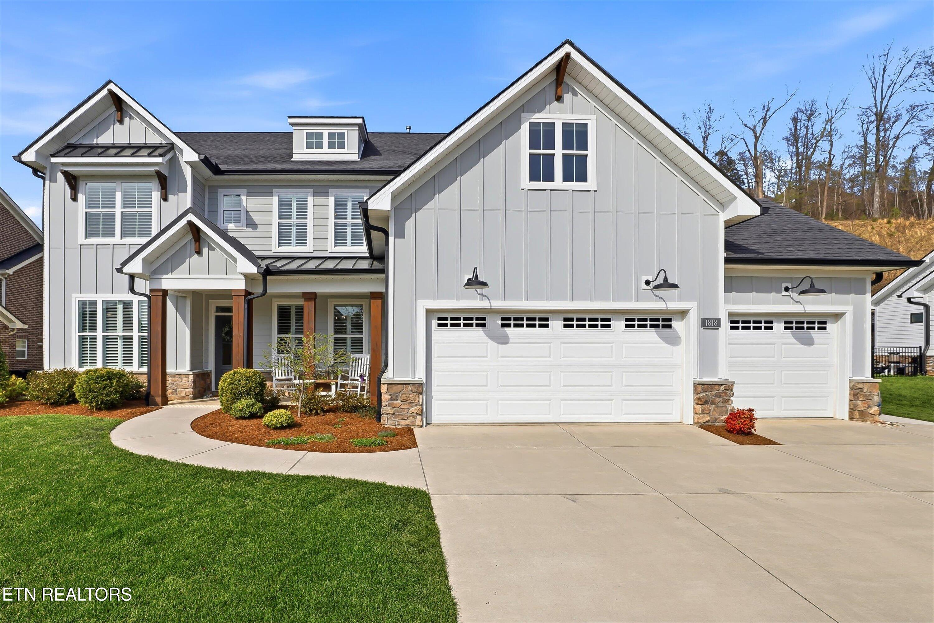 1818 English Ivy Lane Knoxville TN 37932