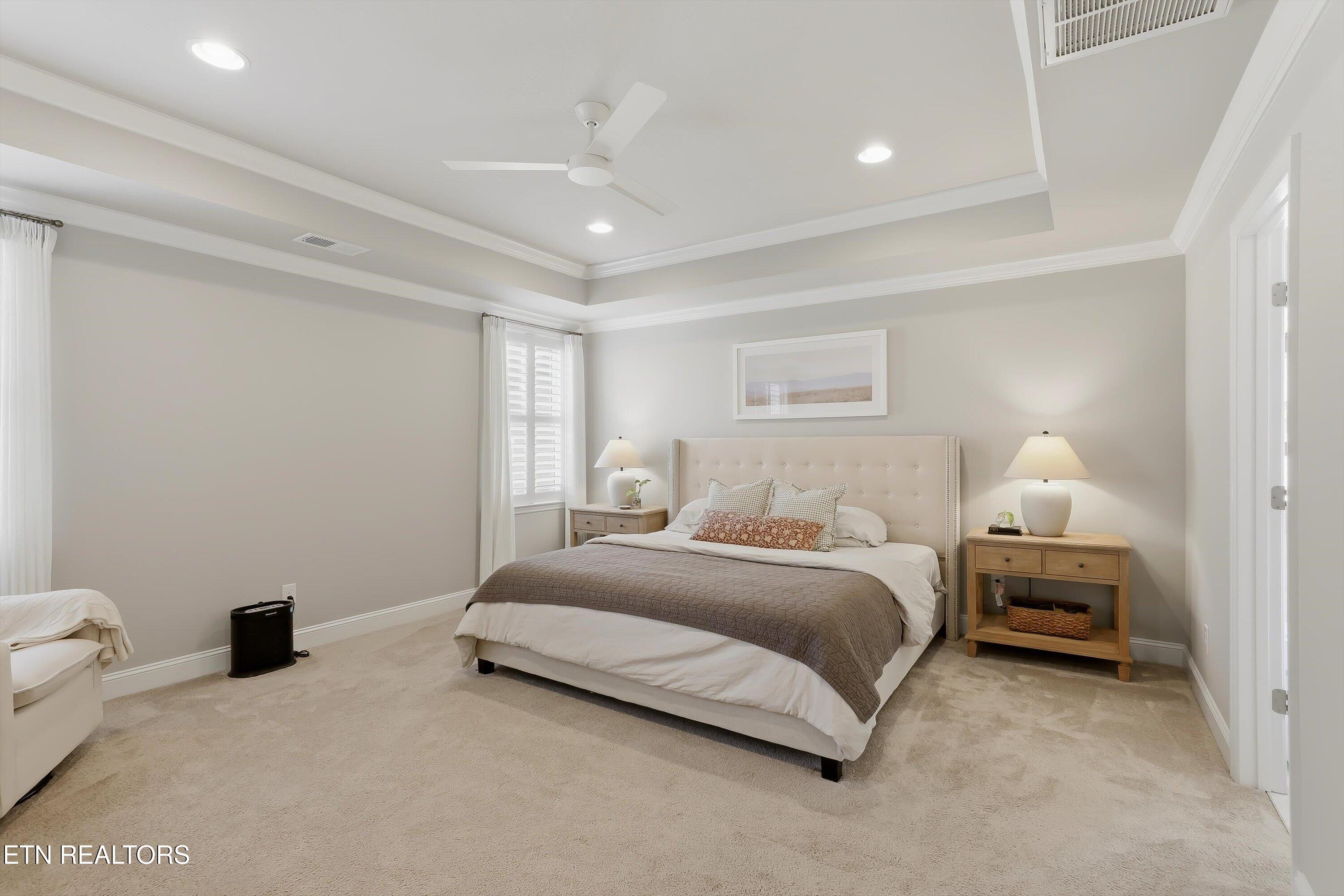 1818 English Ivy Lane Knoxville TN 37932