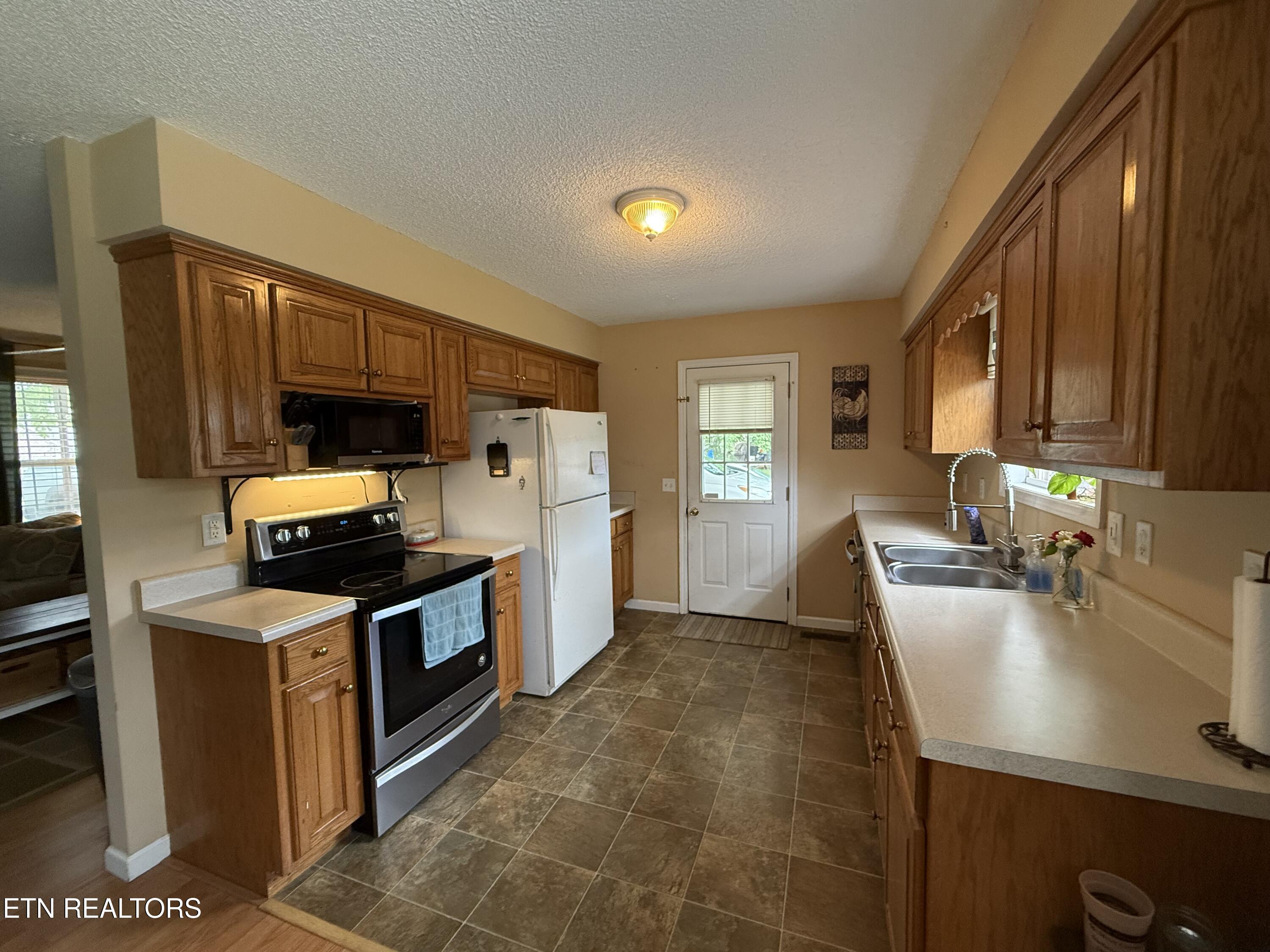 139 County Road 347 Sweetwater TN 37874