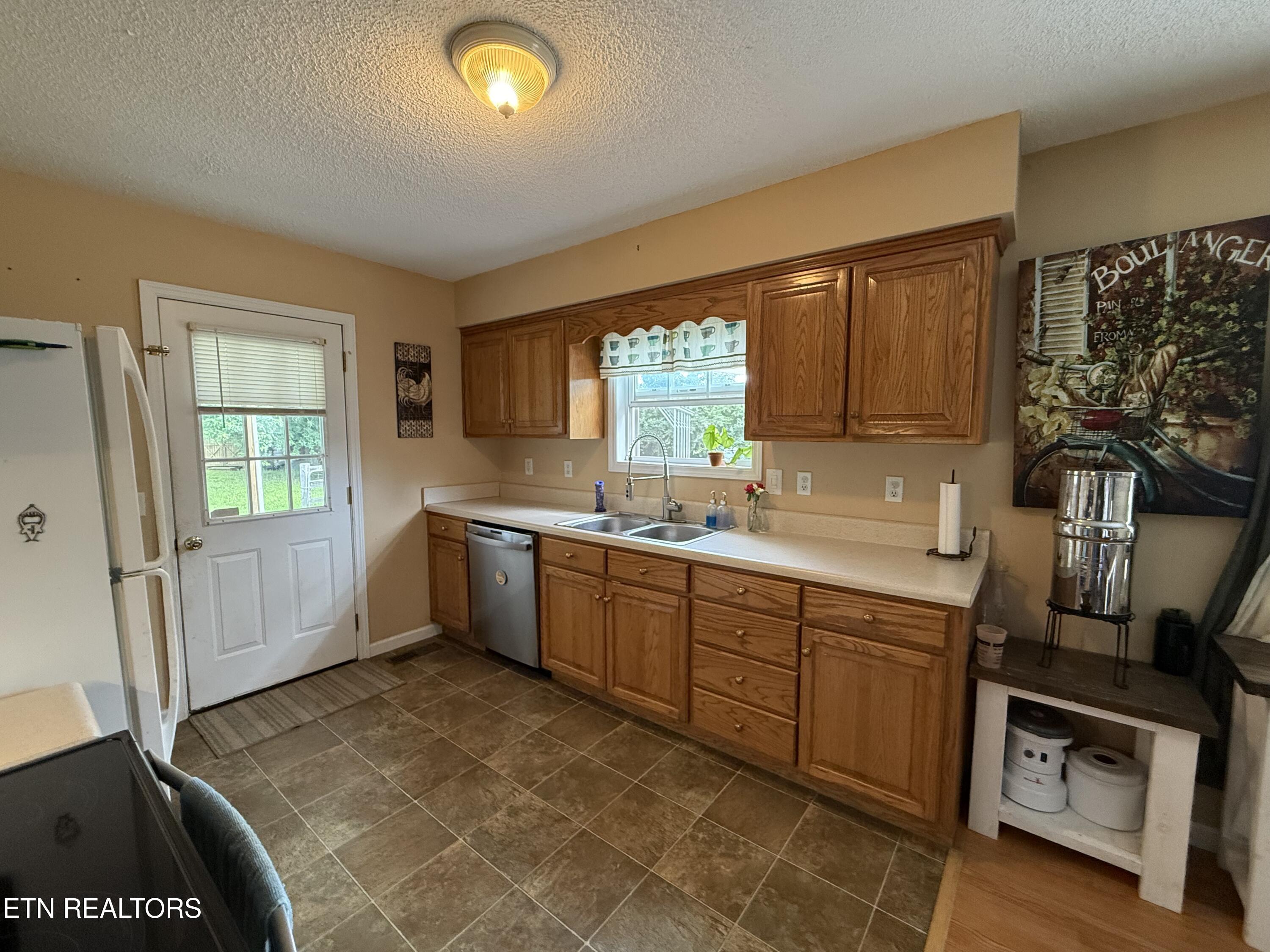139 County Road 347 Sweetwater TN 37874