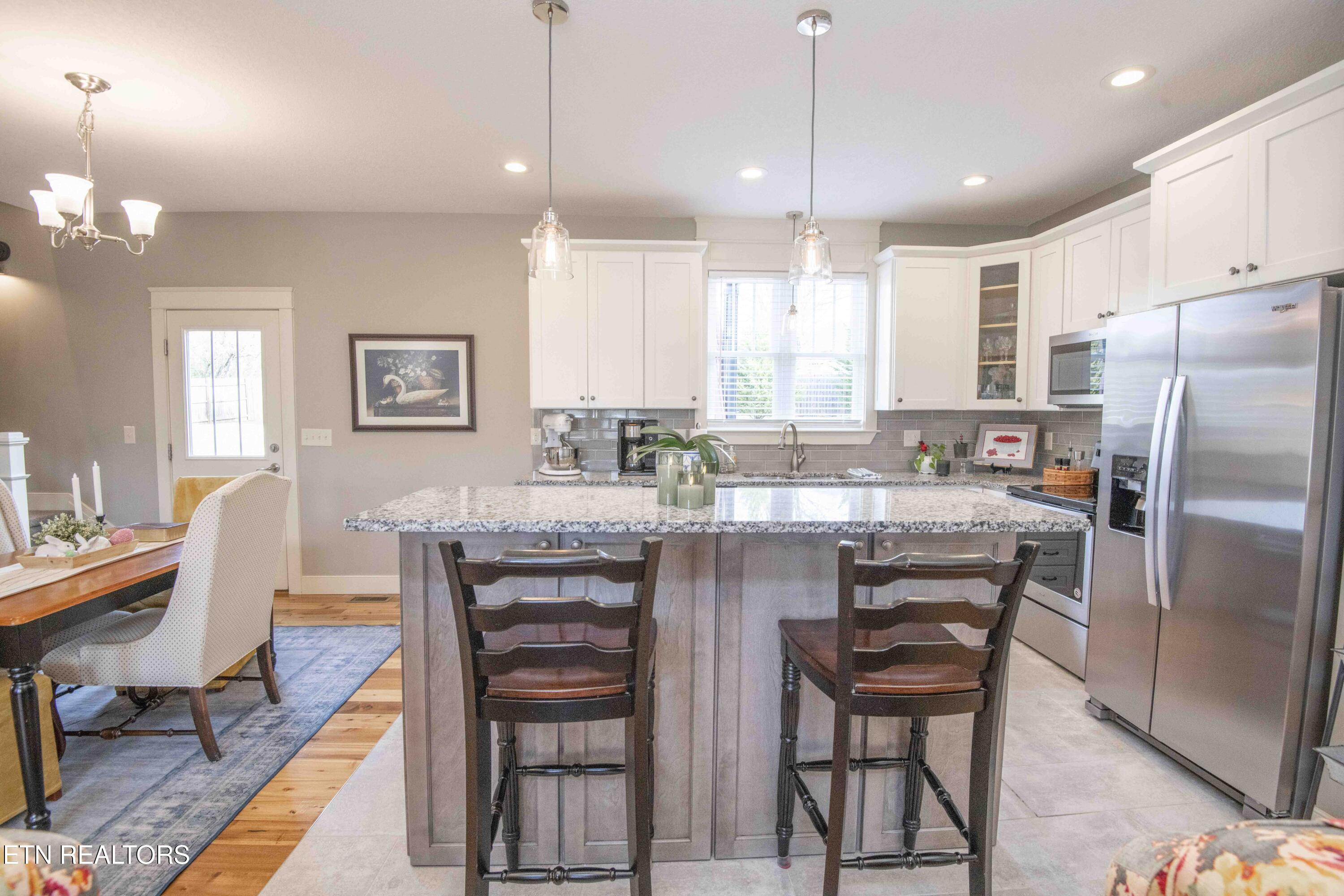 323 Lakeview Cove Drive Loudon TN 37774