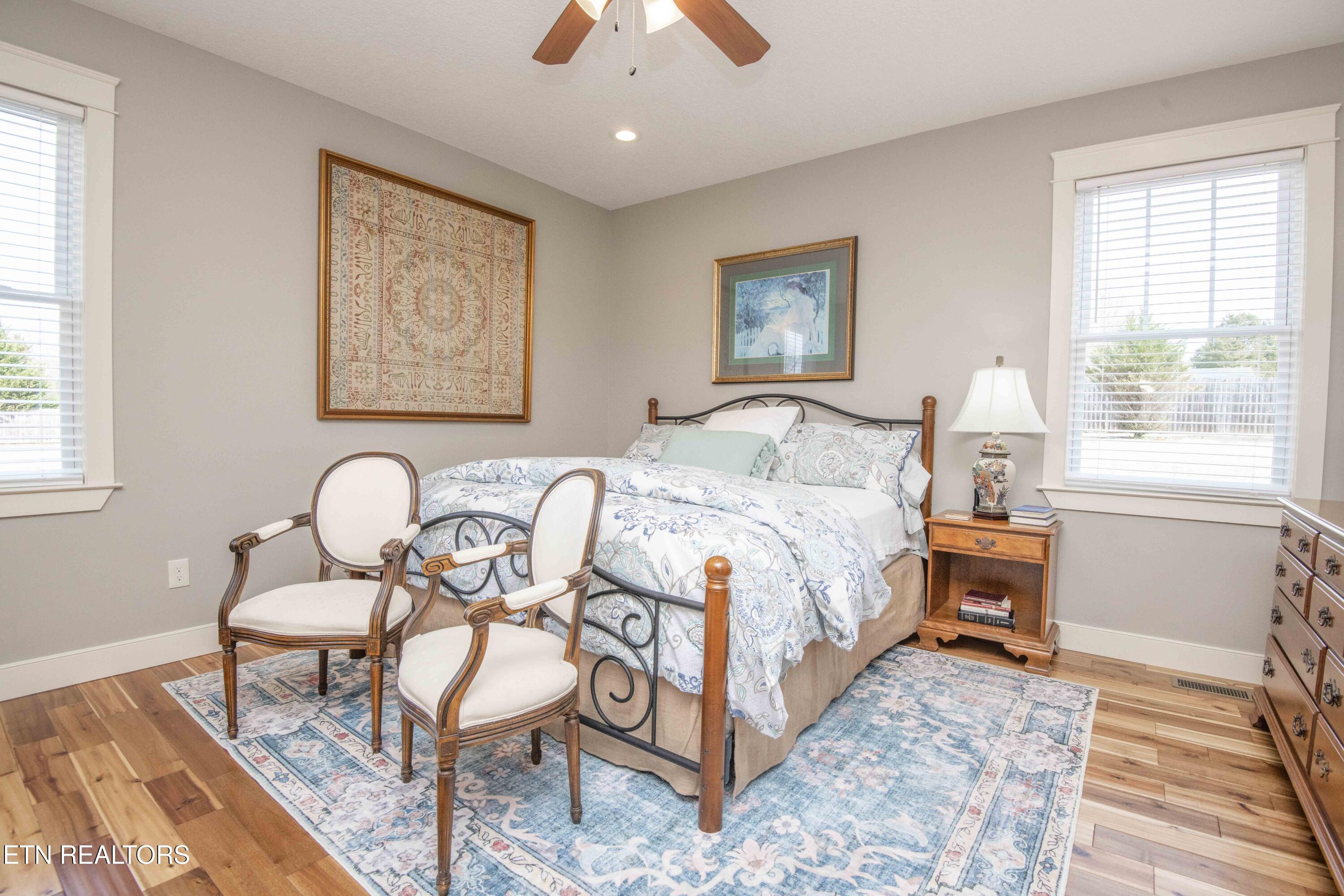 323 Lakeview Cove Drive Loudon TN 37774