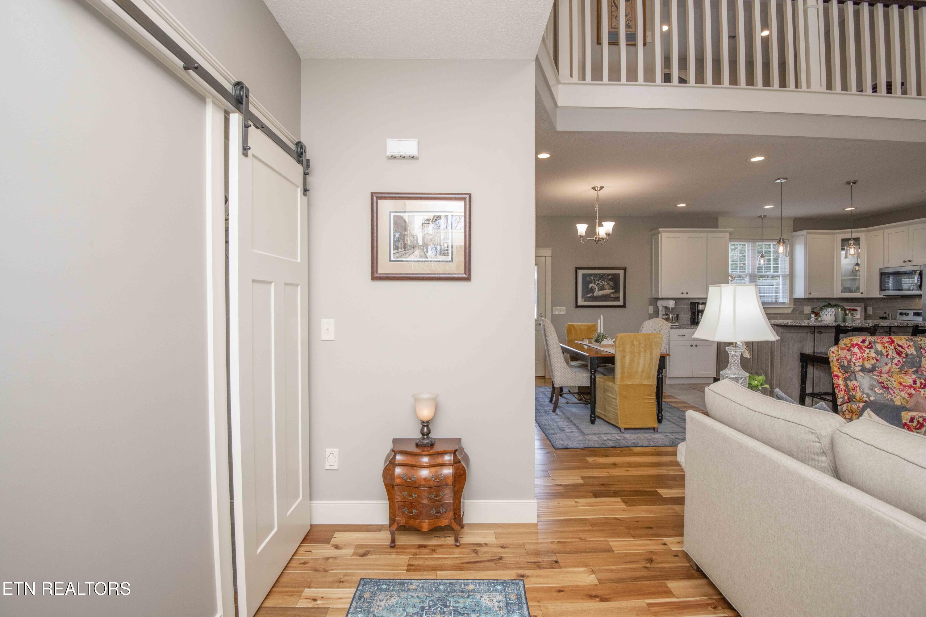 323 Lakeview Cove Drive Loudon TN 37774