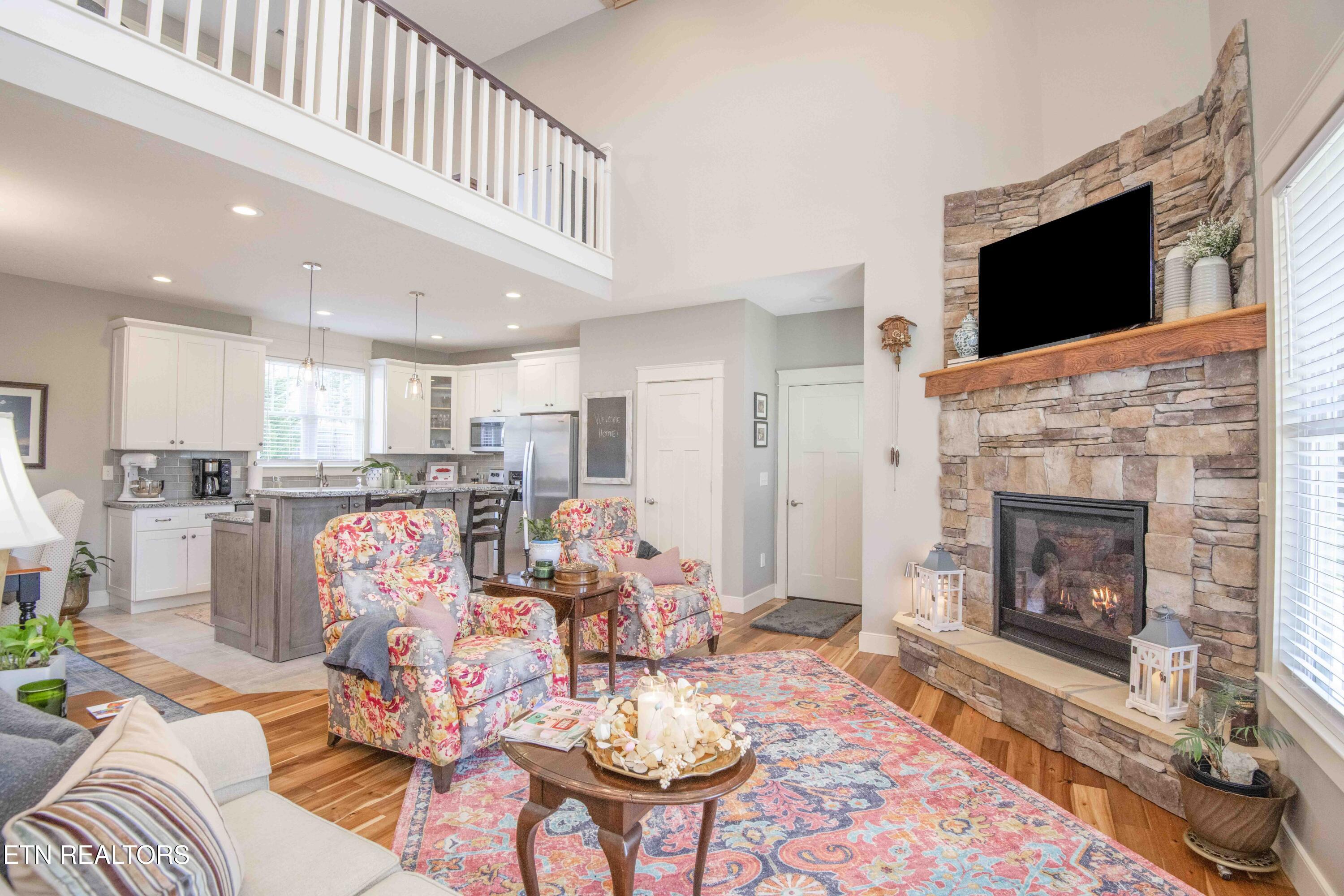323 Lakeview Cove Drive Loudon TN 37774