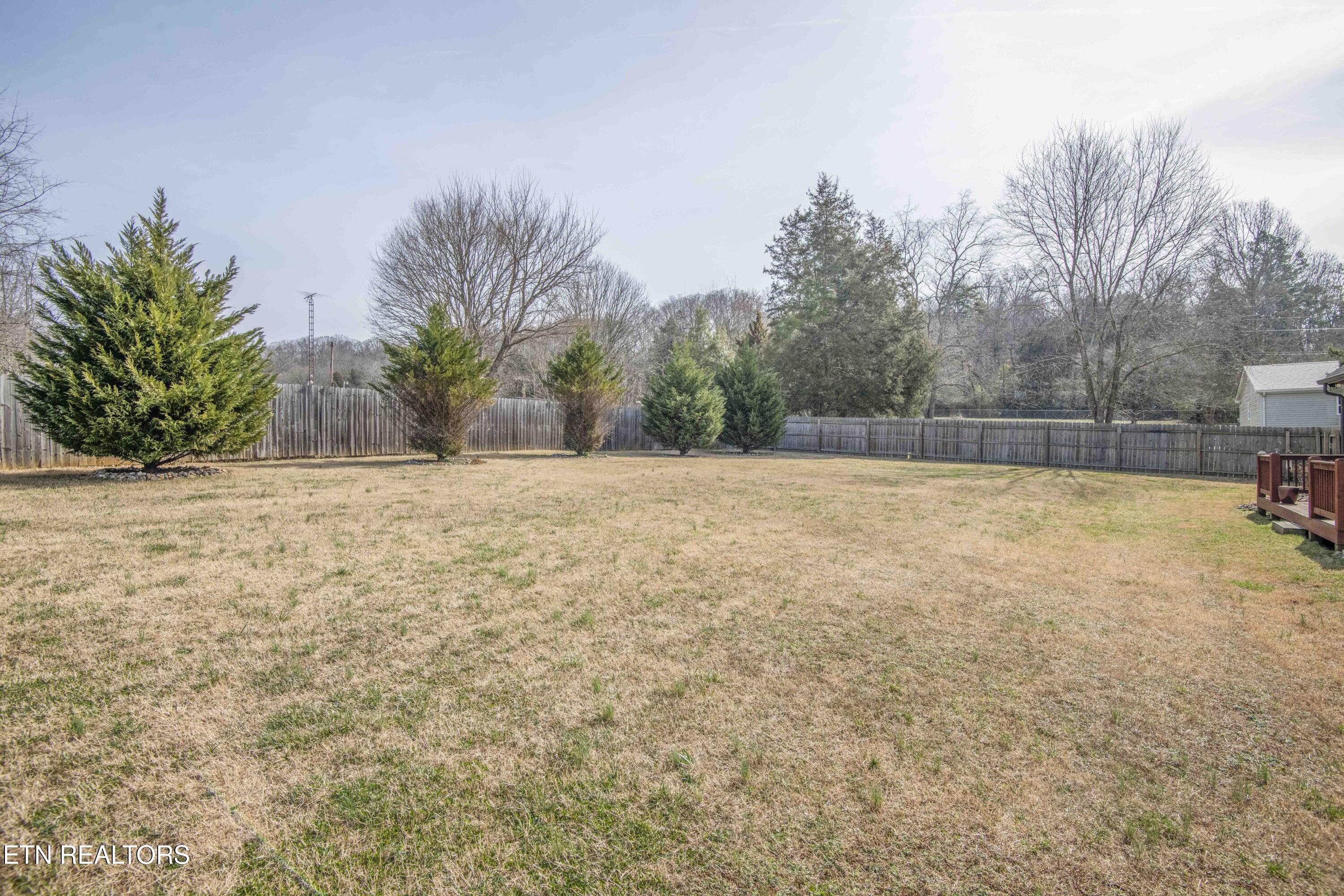 323 Lakeview Cove Drive Loudon TN 37774