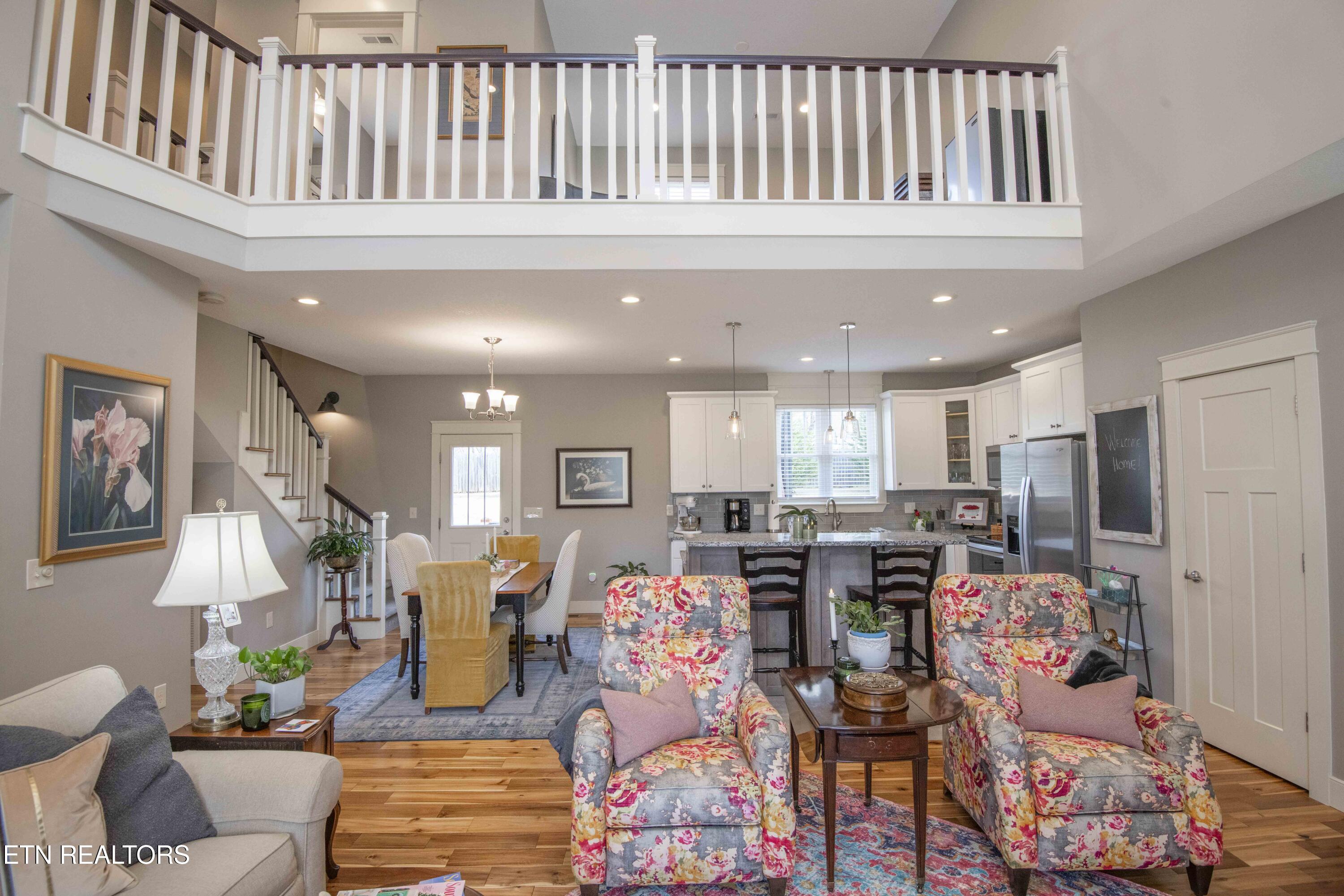323 Lakeview Cove Drive Loudon TN 37774
