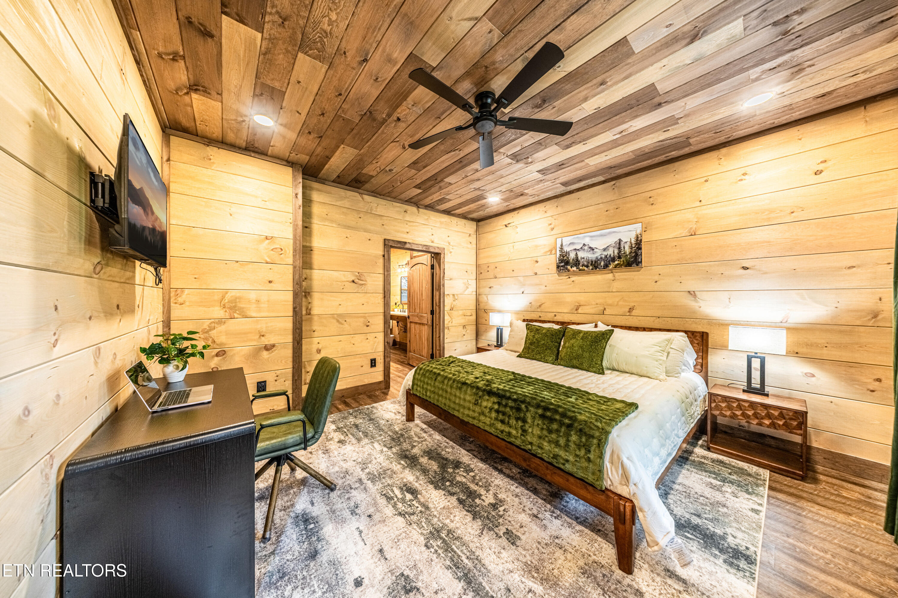3210 Pine Way Pigeon Forge TN 37863