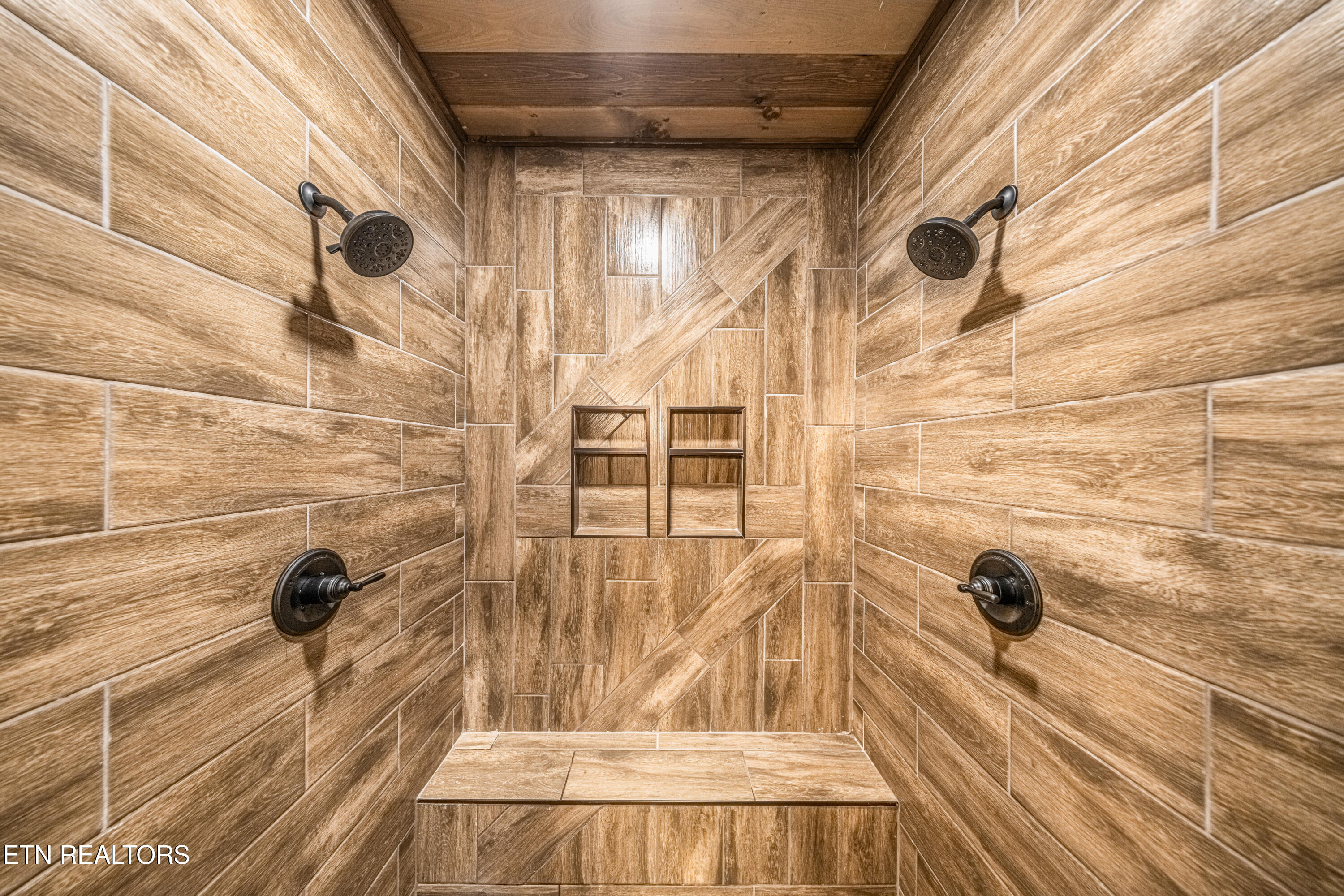3210 Pine Way Pigeon Forge TN 37863